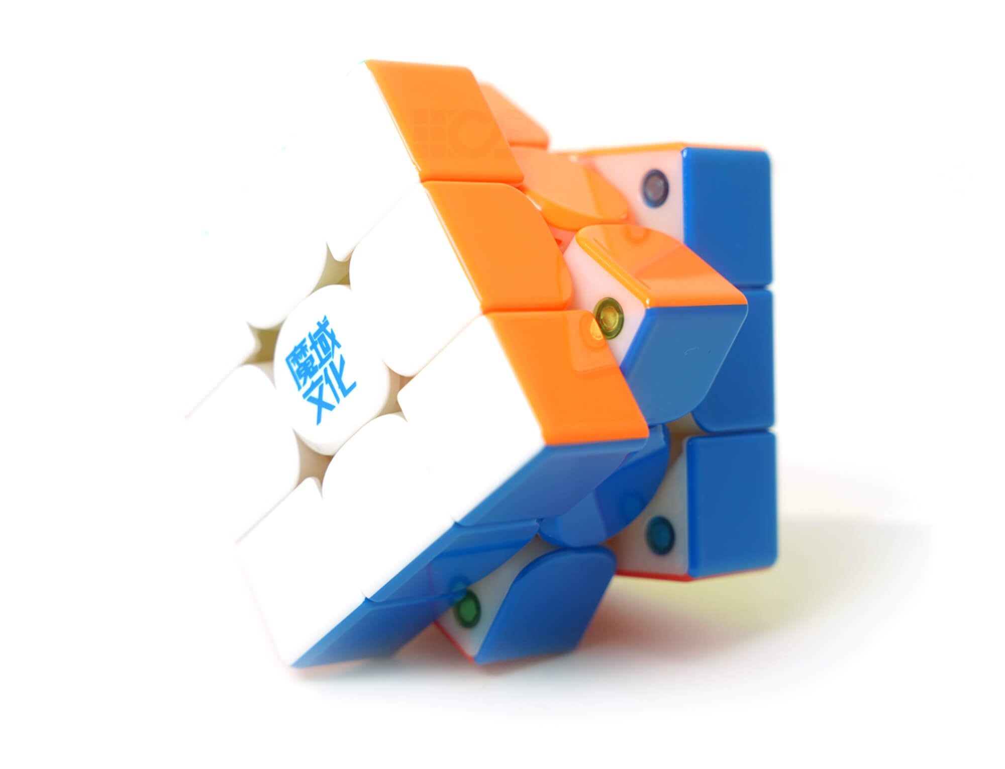 WeiLong WRM V11 UV Coated parcialmente girado com ímãs entre as peças visíveis
