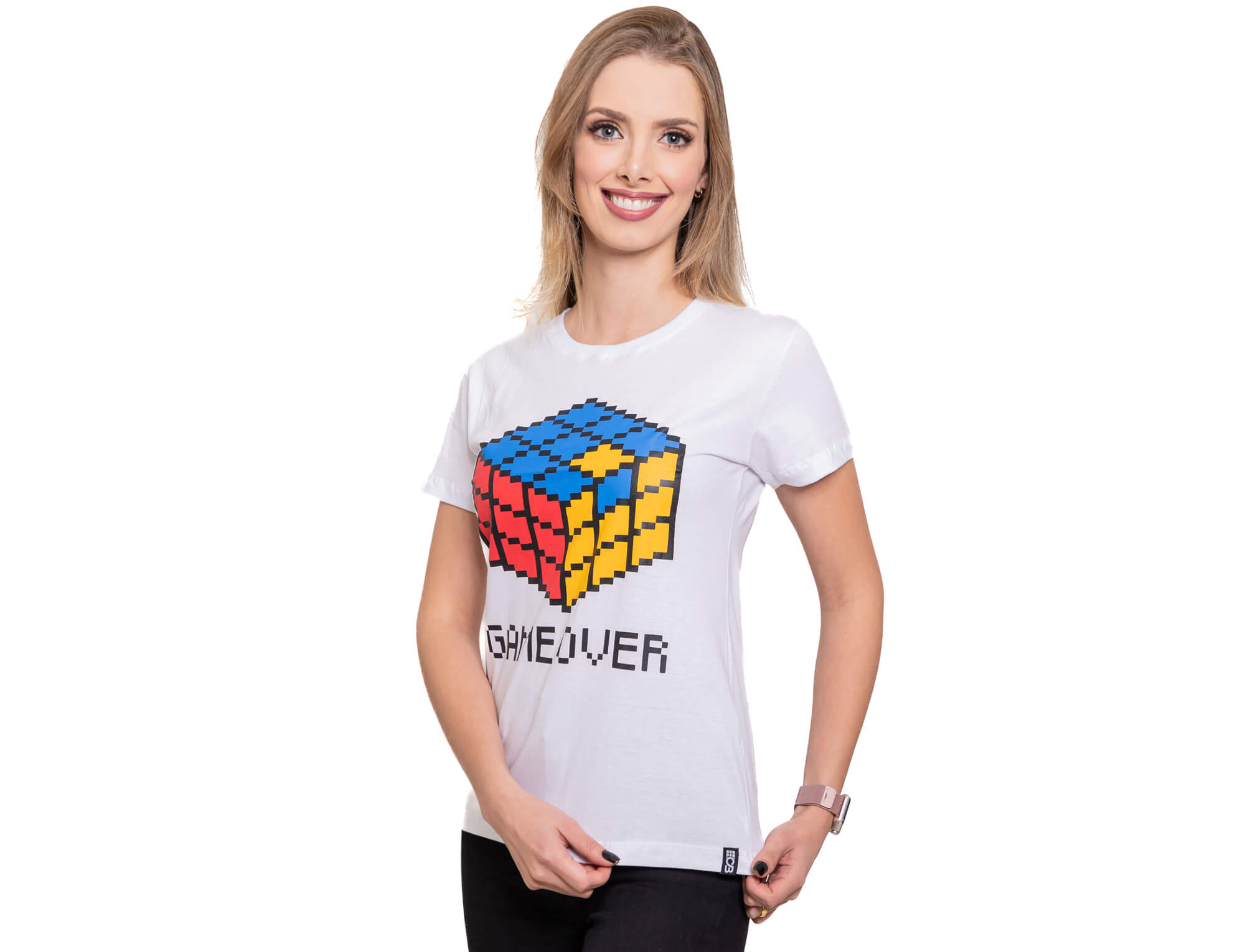 Camiseta Game Over baby look preta com estampa temática gamer e cubo mágico, vista frontal