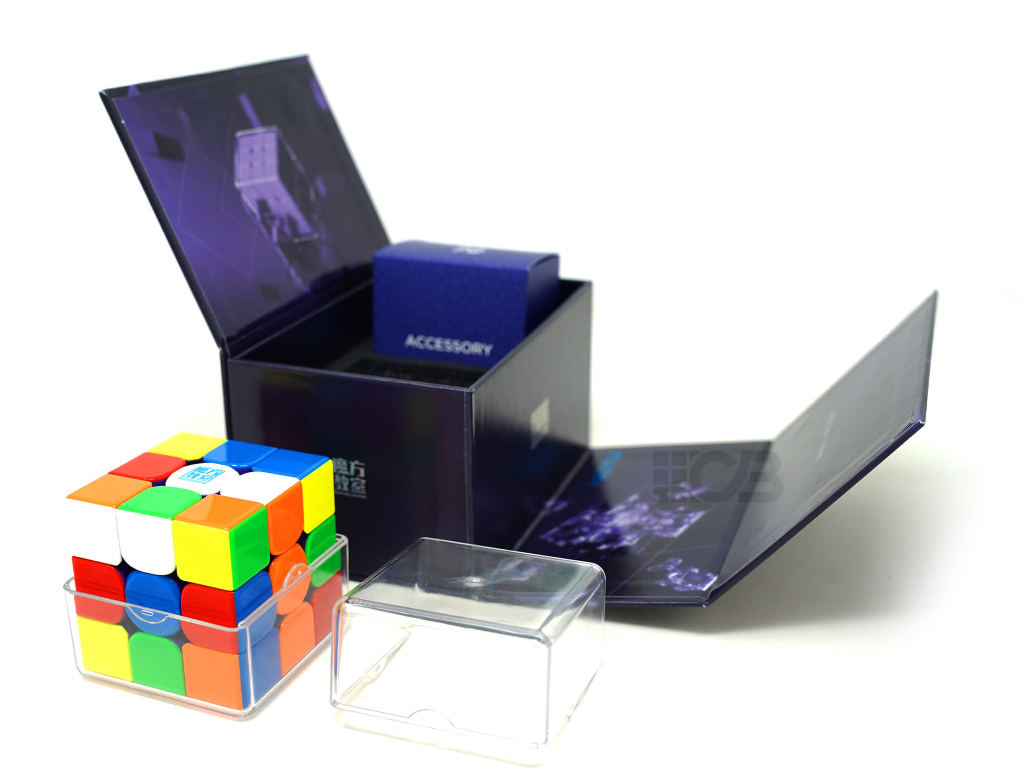 Vista lateral do Cubo Mágico MoYu Super RS3M V2 com acabamento UV brilhante