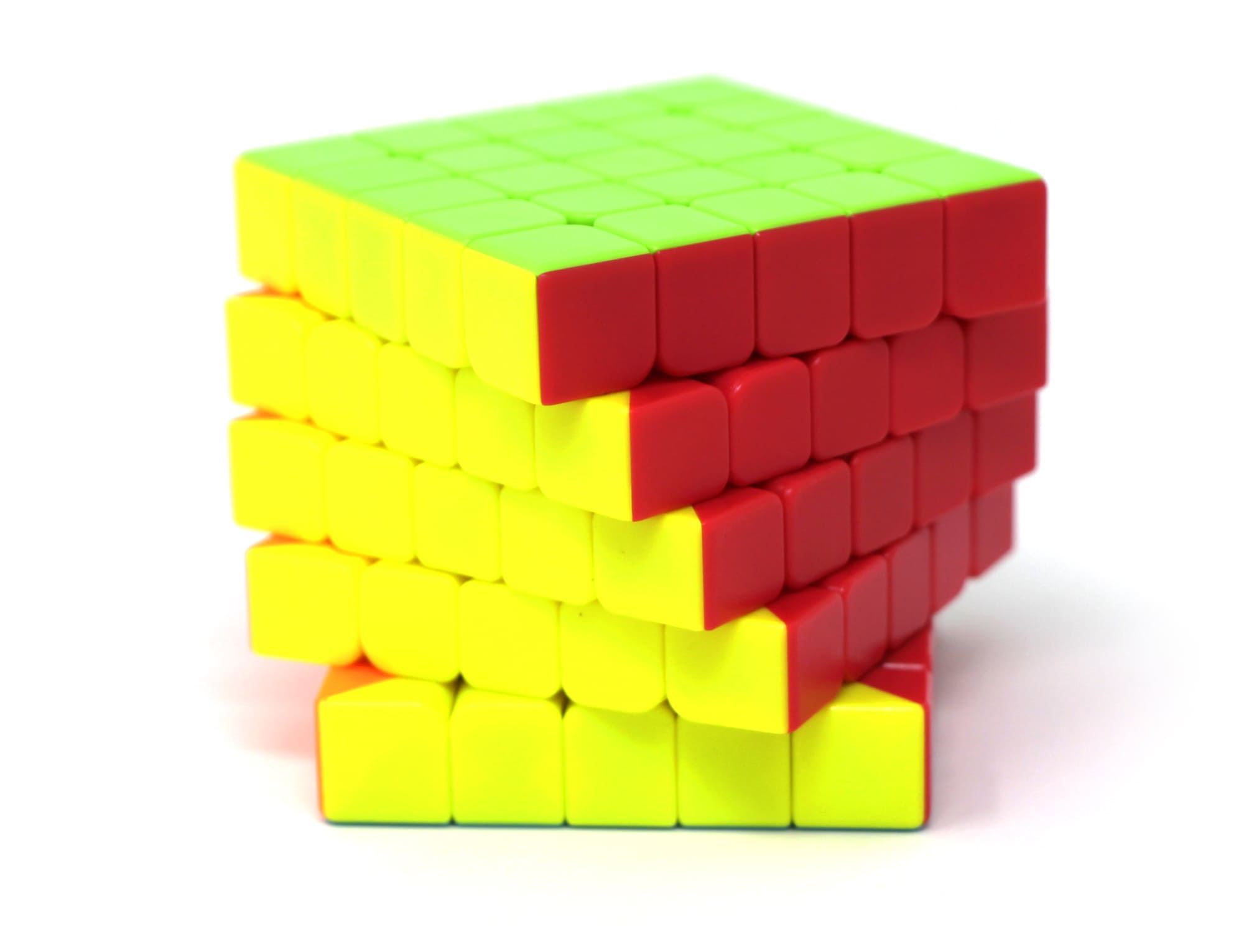 Cubo Mágico 5x5 Stickerless Cuber Pro com camadas externas desalinhadas em resolução