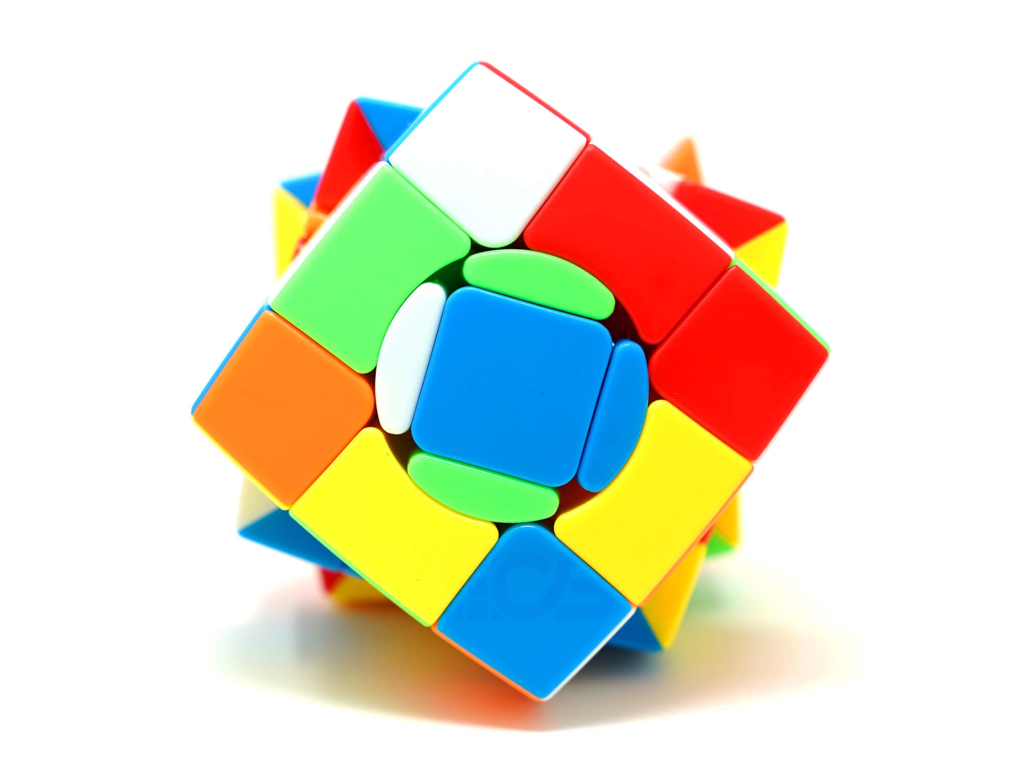 Cubo Mágico Crazy 3x3 SengSo em formato pillowed, vista frontal mostrando os anéis circulares nas faces