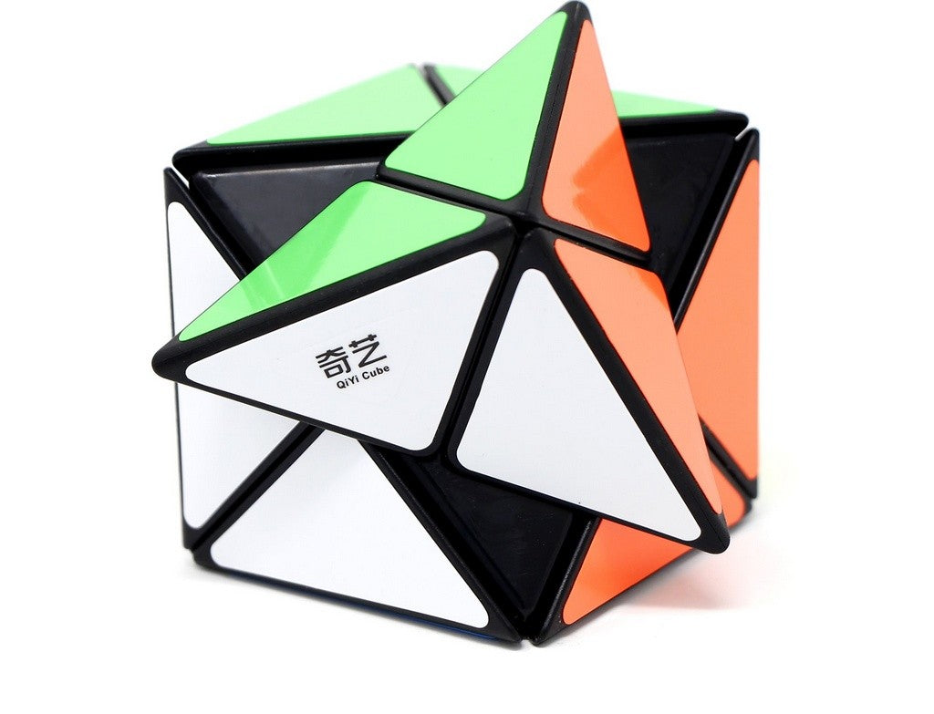 Cuboide Dino X QiYi visto de ângulo lateral destacando as camadas e as peças coloridas