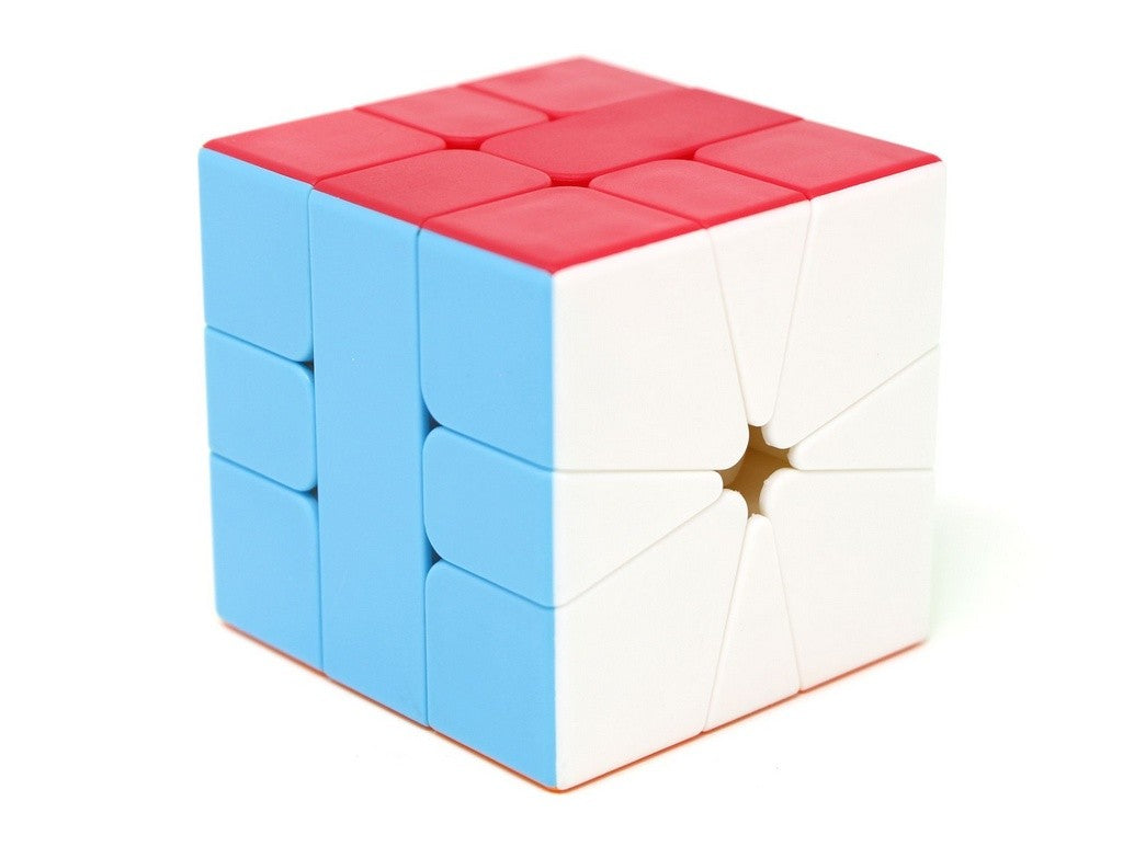 Detalhe das camadas do Square-1 QiFa QiYi com peças coloridas em plástico ABS