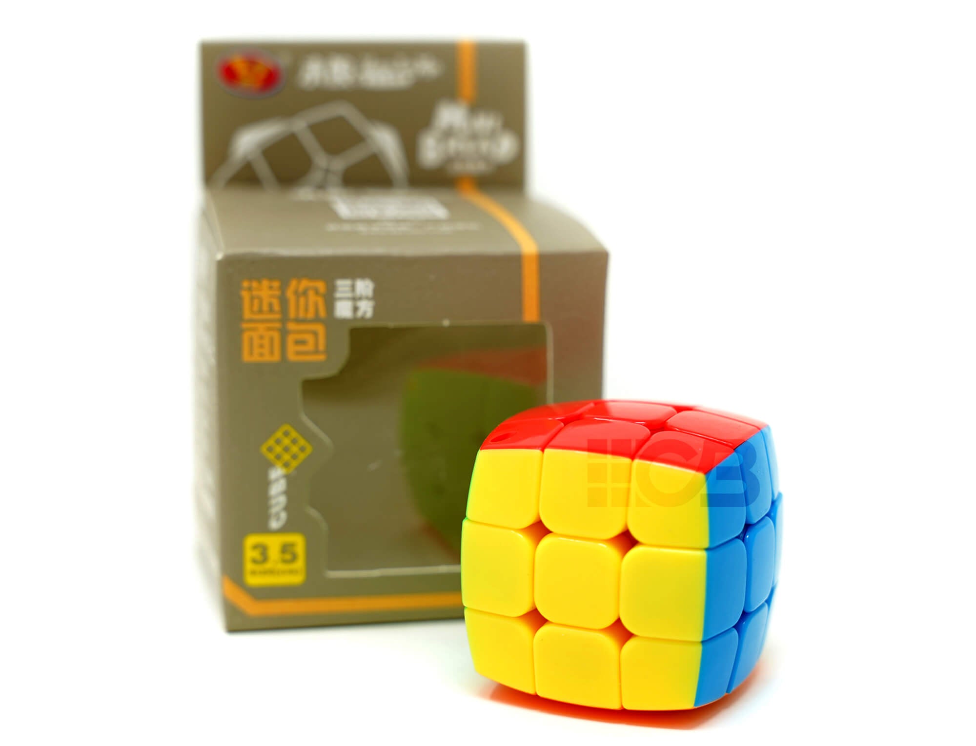 Detalhe das peças coloridas do Cubo Mágico chaveiro YJ 3x3 mini