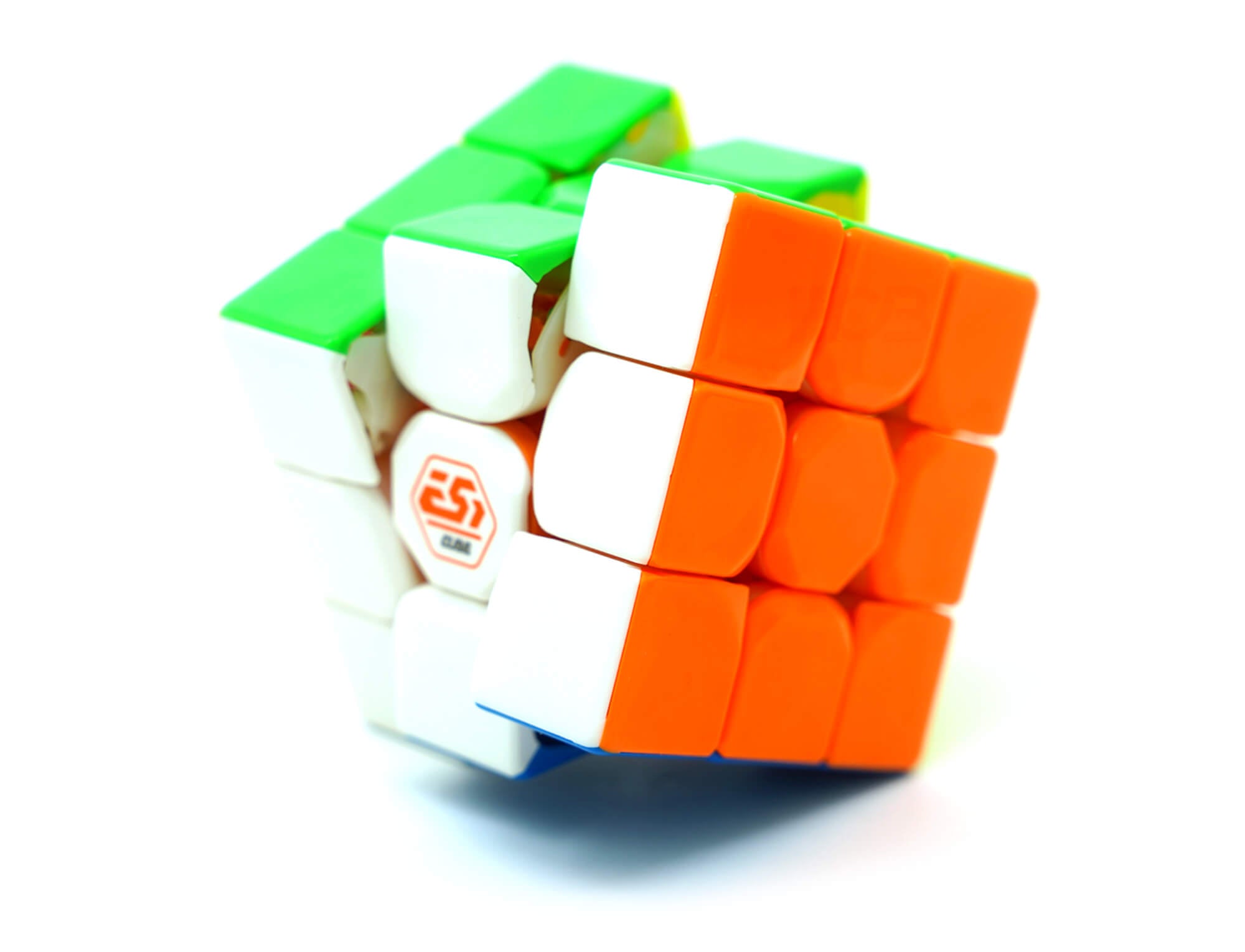Cubo Mágico 3x3 YJ MGC EST Ball Core Magnético stickerless — vista frontal