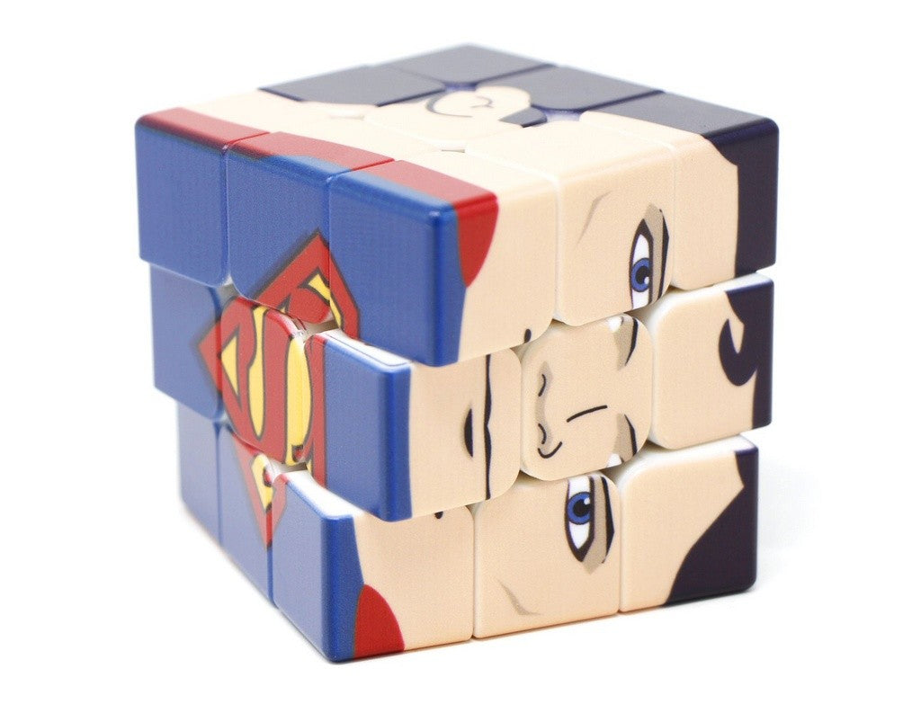 Detalhe da impressão UV do Cubo Mágico Superman Vinci Cube mostrando a qualidade do acabamento nas peças