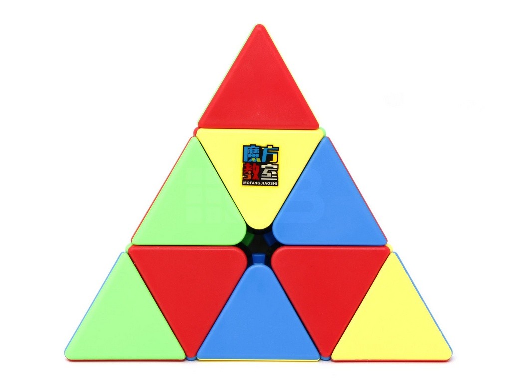 Pyraminx Meilong MoYu stickerless — detalhe das camadas e mecanismo de giro