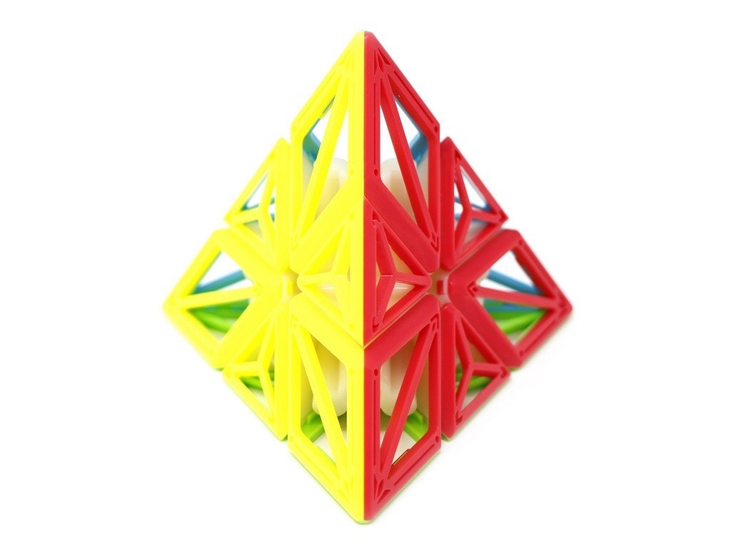 Pyraminx DNA QiYi visto de cima destacando a textura tridimensional das peças em formato de hélice