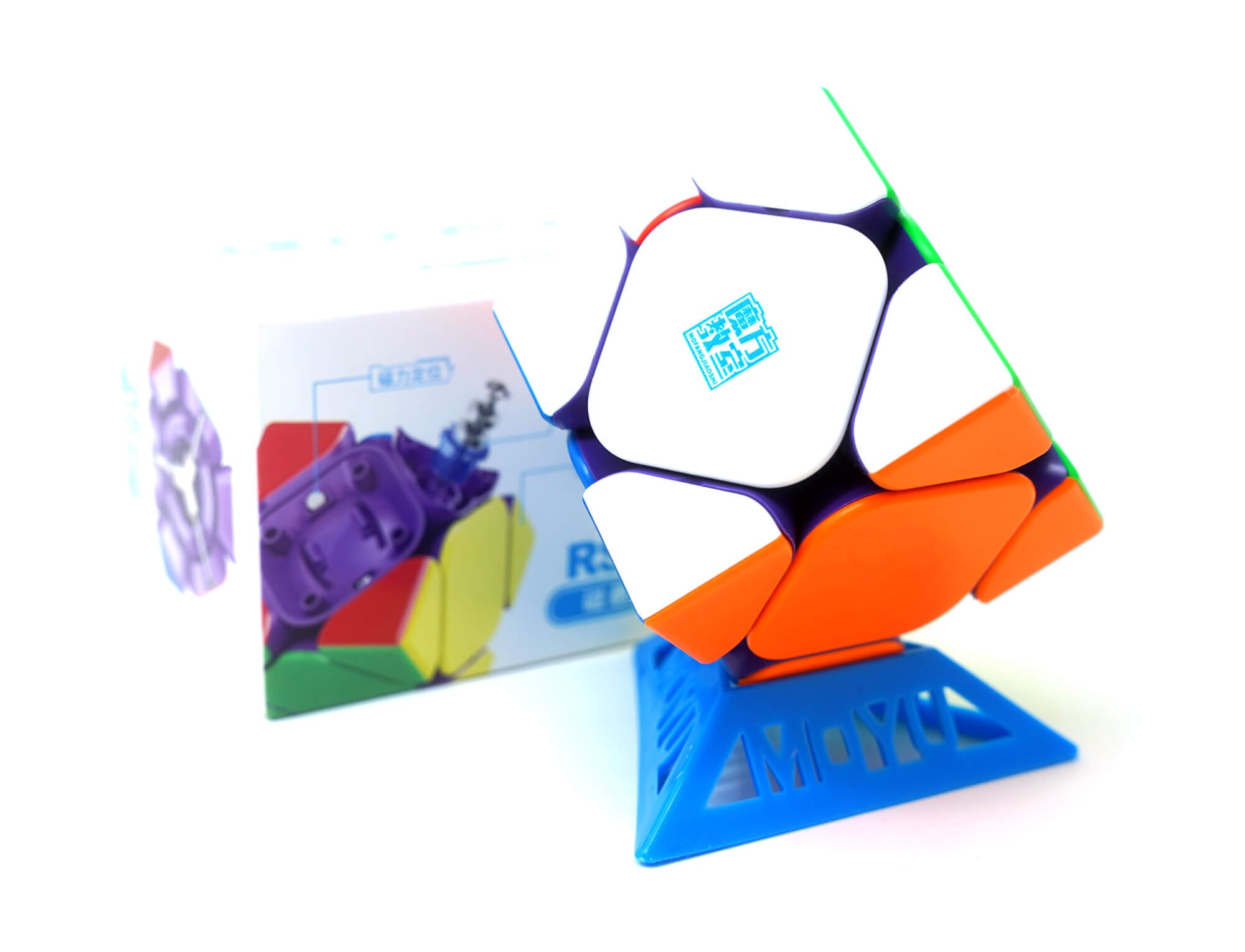 Skewb RS MagLev MoYu stickerless — vista frontal mostrando as faces coloridas