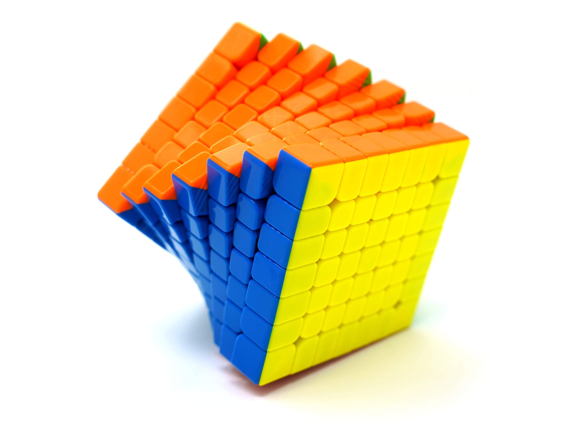Cubo Mágico 7x7 YJ YuFu V2 Magnético em ângulo lateral mostrando profundidade das camadas