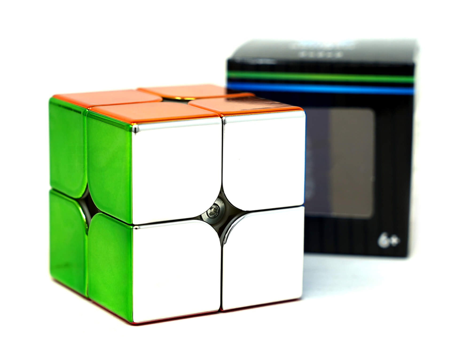 Cubo Mágico 2x2 SengSo Legend M em movimento, mostrando a suavidade do giro