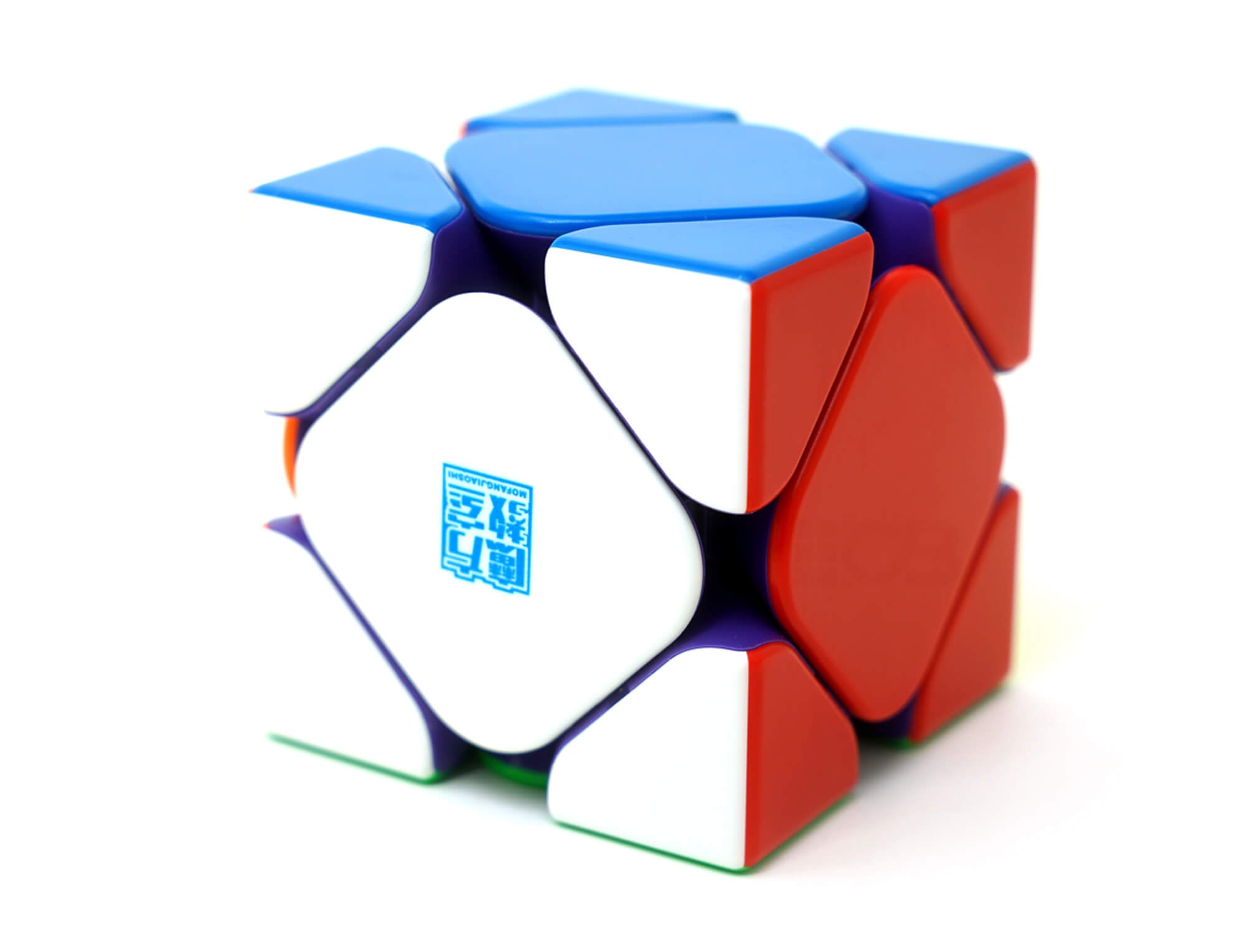 Skewb RS MagLev MoYu em posição de movimento — giro em destaque