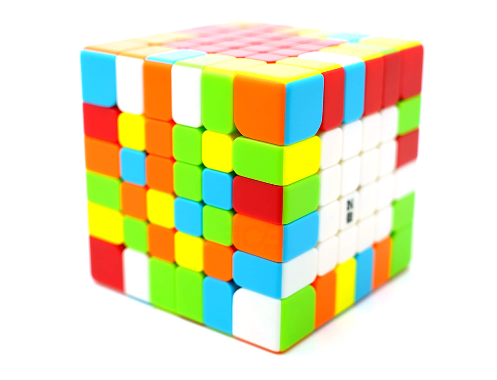 Cubo Mágico 6x6 QiYi Warrior Stickerless — detalhe das peças de canto e estrutura do cubo