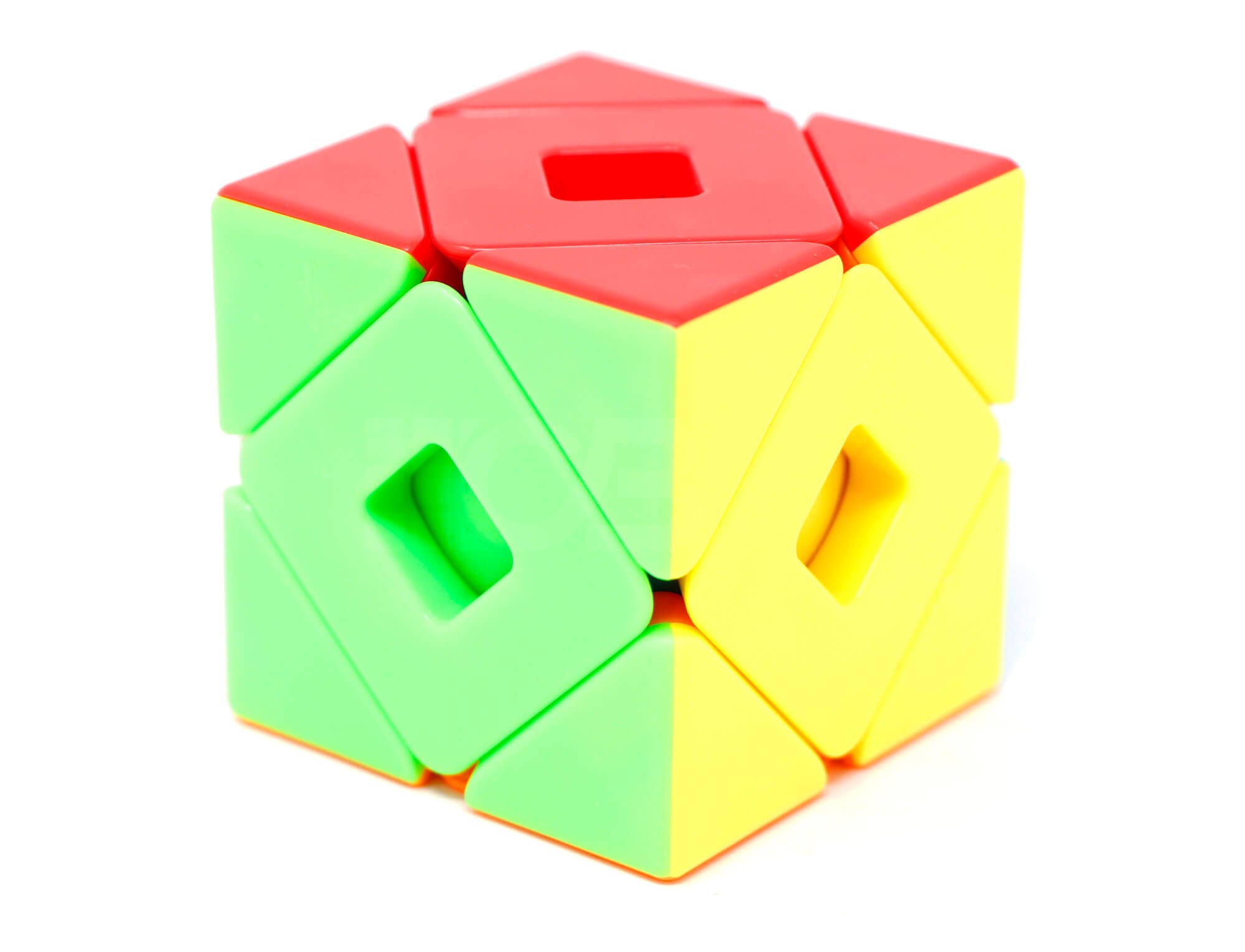 Double Skewb Meilong MoYu stickerless — ângulo lateral evidenciando a estrutura dupla do puzzle