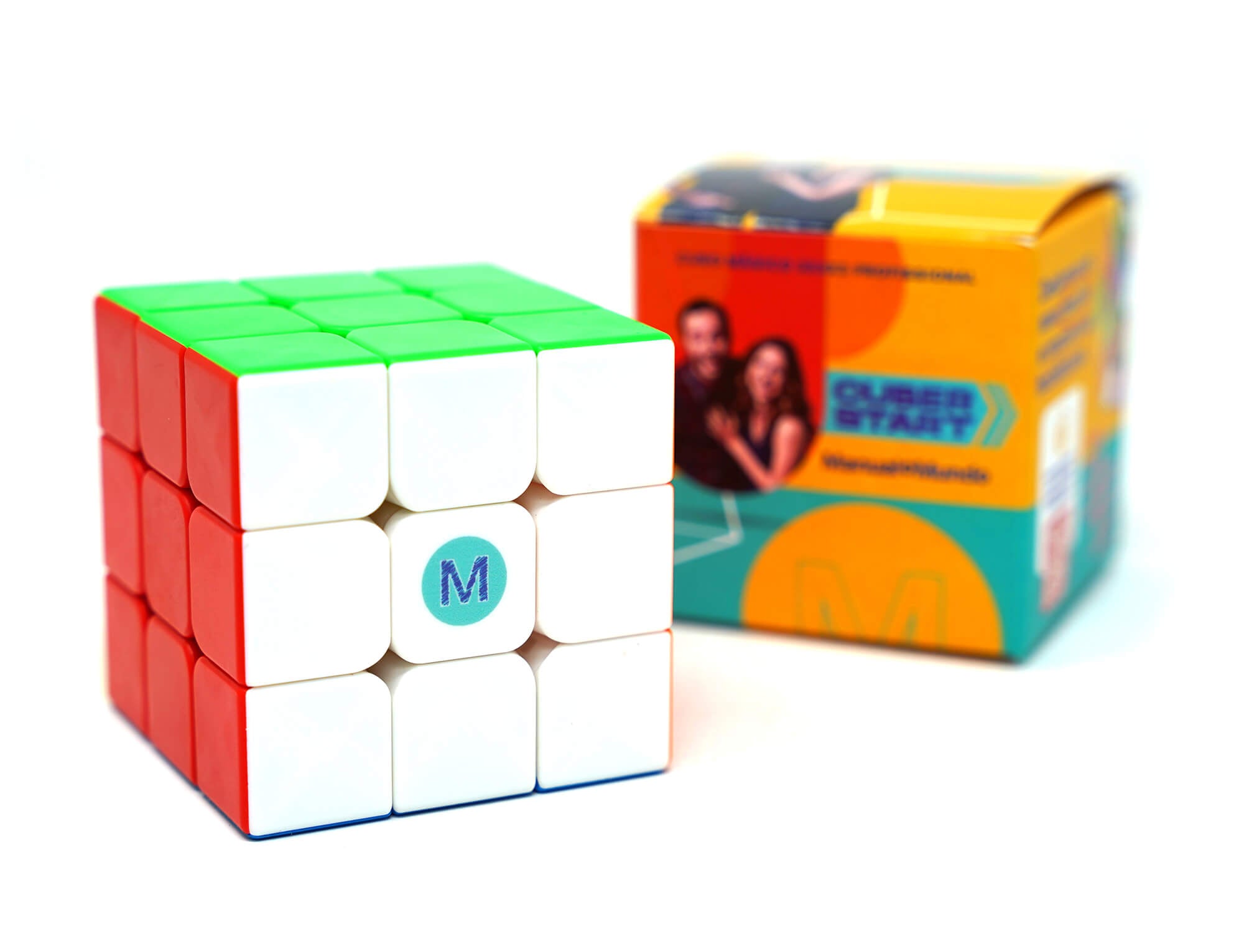 Vista lateral do Cubo Mágico Manual do Mundo mostrando acabamento stickerless