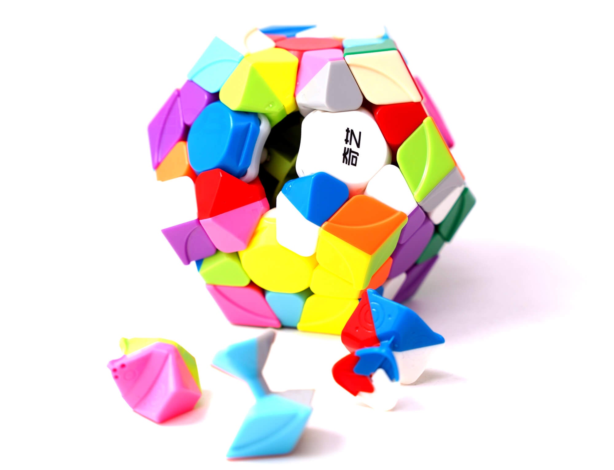 Megaminx QiHeng S2 QiYi — vista de cima evidenciando a face central pentagonal