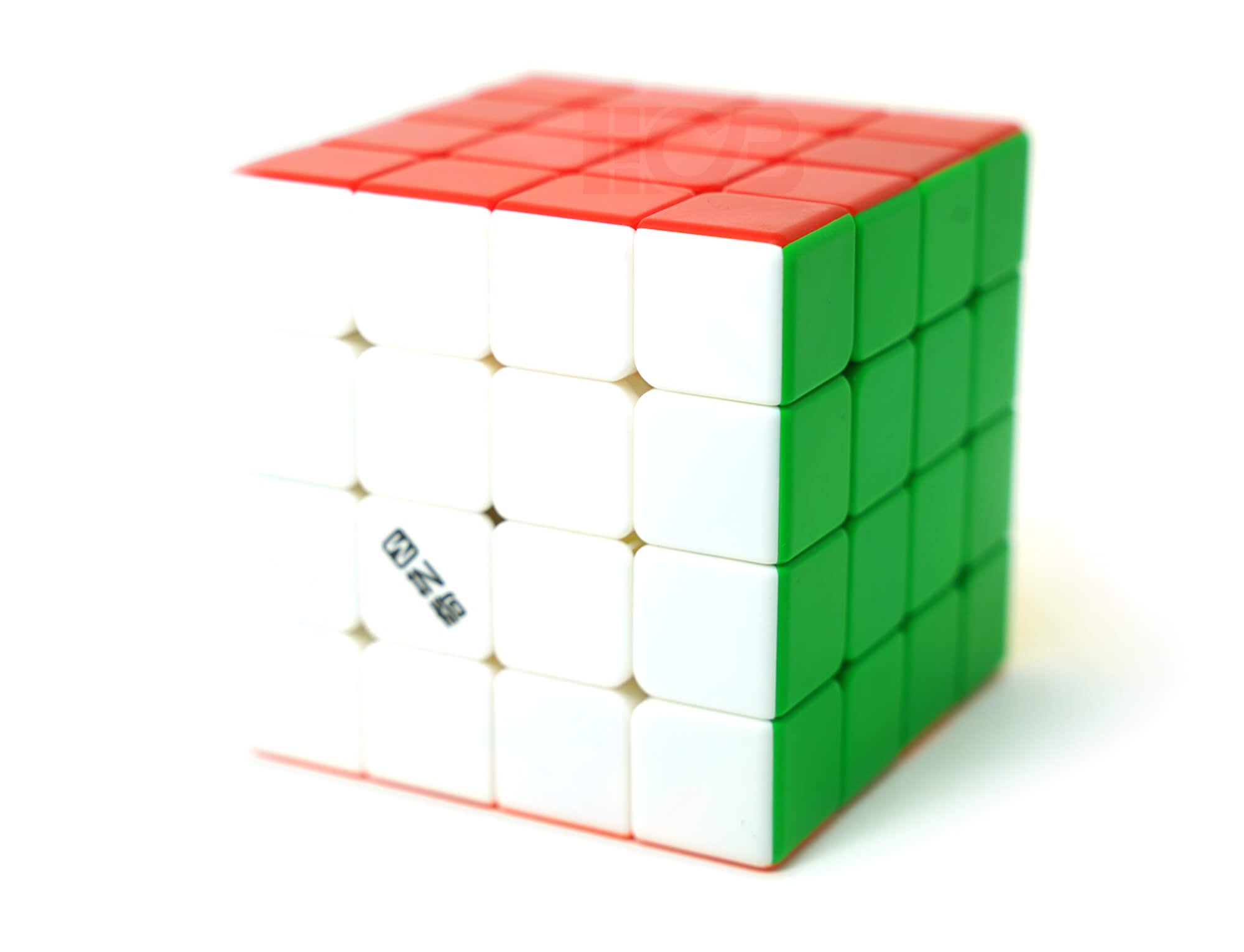 Cubo Mágico 4x4 QiYi Warrior Magnético Stickerless — vista frontal com peças coloridas
