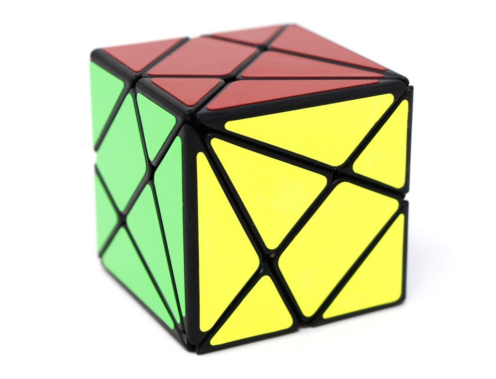 Vista lateral do Axis Cube 3x3 QiYi destacando os eixos inclinados do mecanismo shape mod