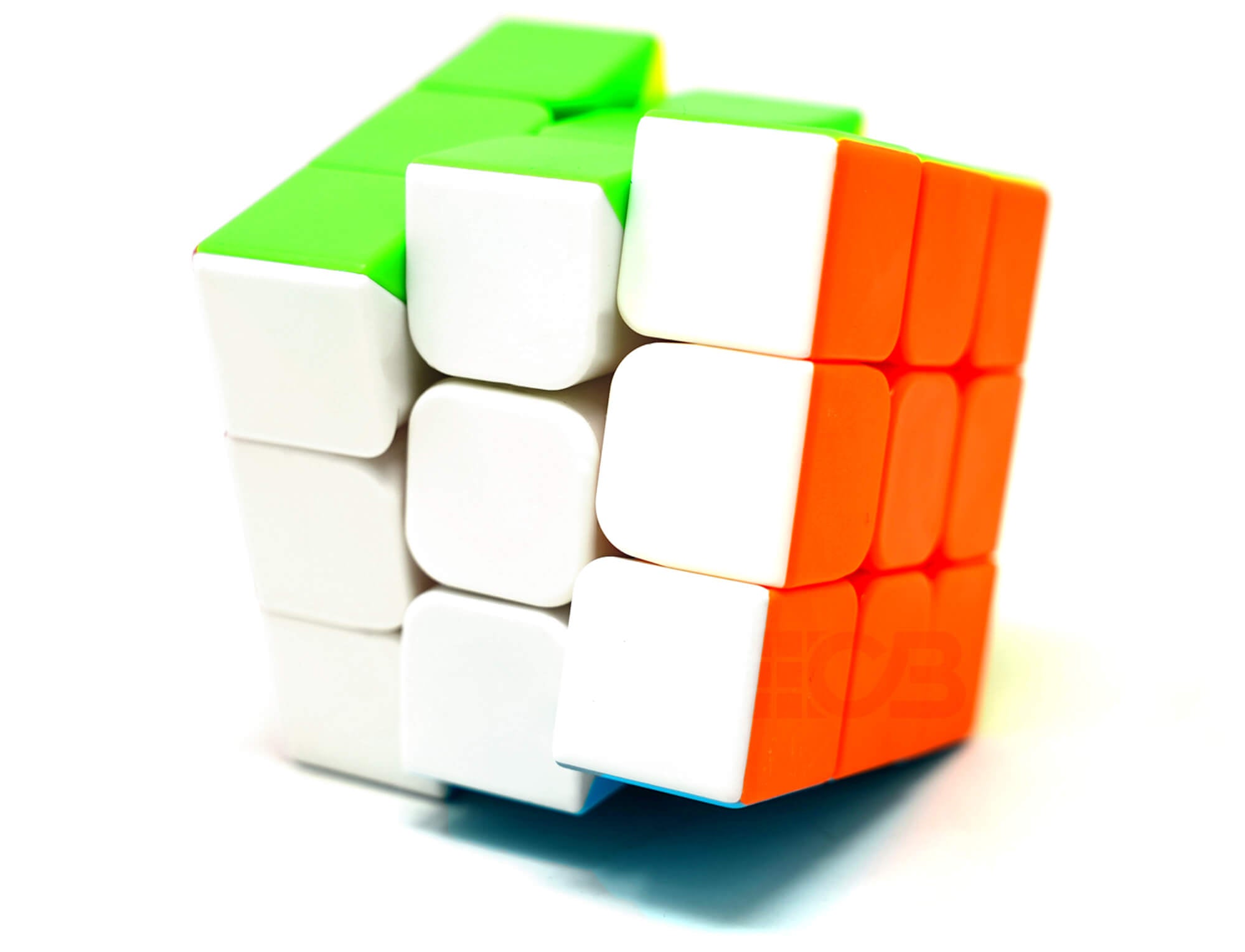 Cubo Mágico Color Brick Fanxin em ângulo lateral mostrando a textura das peças coloridas