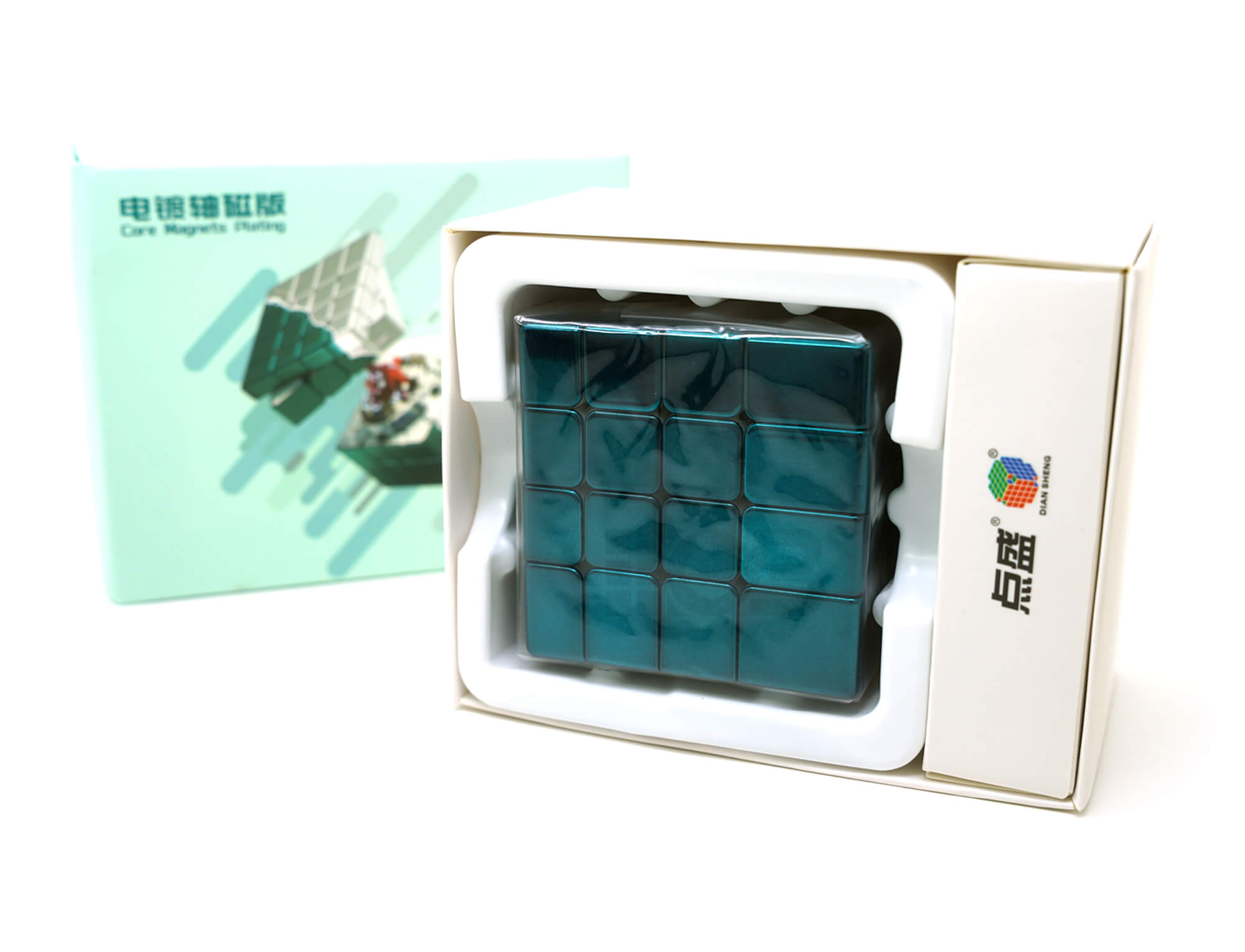 Mirror Blocks 4x4 Diansheng com giro parcial mostrando o mecanismo interno