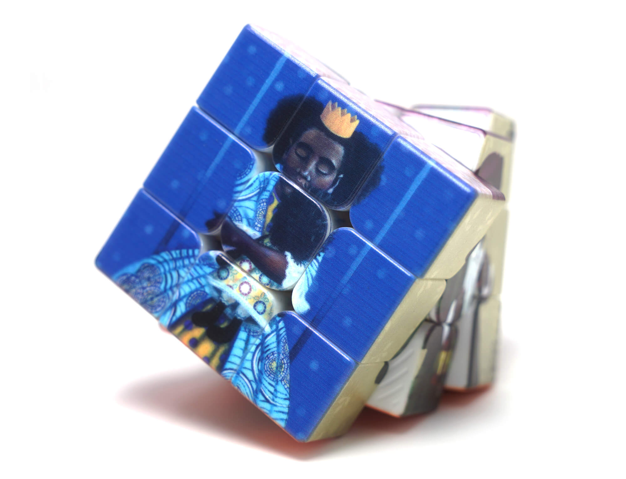 Cubo Mágico 3x3 Nobreza Negra com impressão UV colorida, faces com personagens da obra de Diego Mendonça
