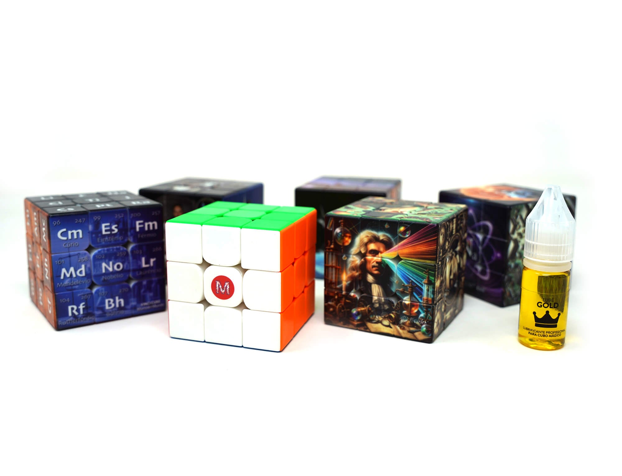 Conteúdo do Super Kit Manual do Mundo espalhado sobre a mesa