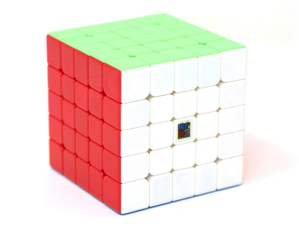 Cubo Mágico 5x5 MoYu Meilong stickerless — ângulo lateral destacando a estrutura das camadas