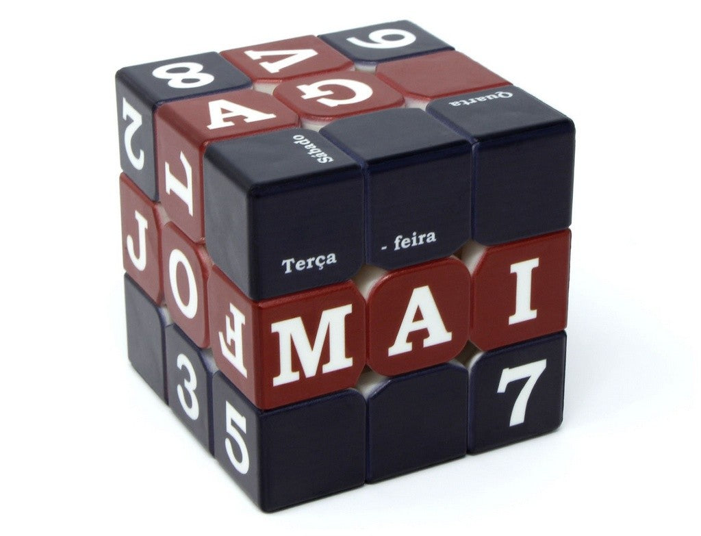 Vista frontal do Cubo Mágico Calendário com combinação de data configurada