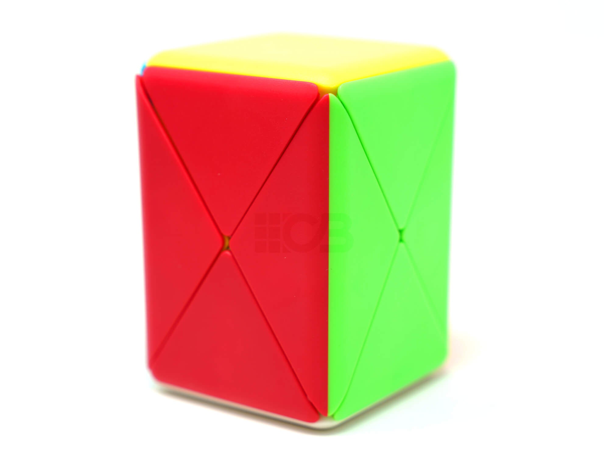 Cuboide Container Fanxin em formato retangular, vista frontal com peças coloridas stickerless