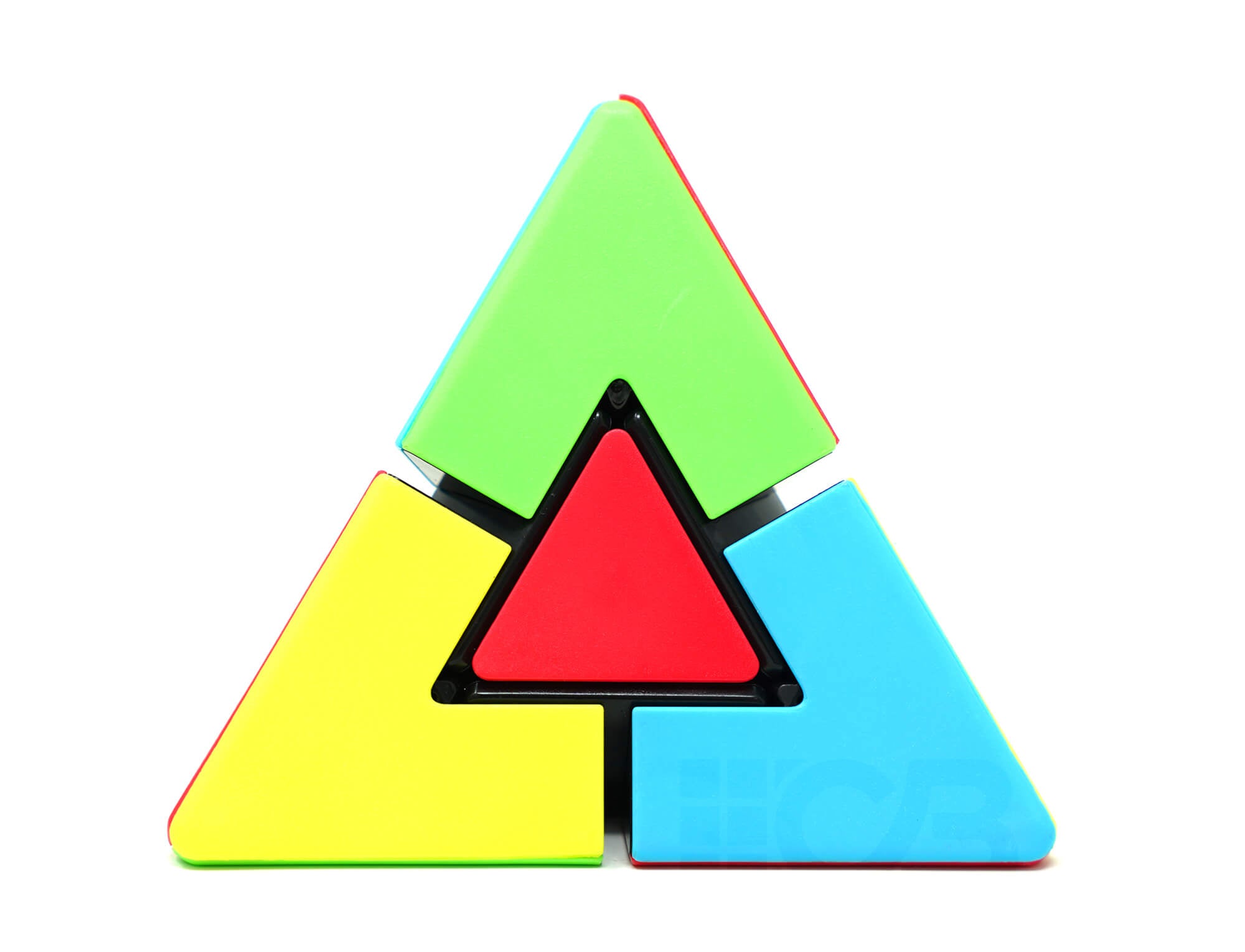 Pyraminx Duo Fanxin stickerless em formato de pirâmide tetraédrica, vista frontal