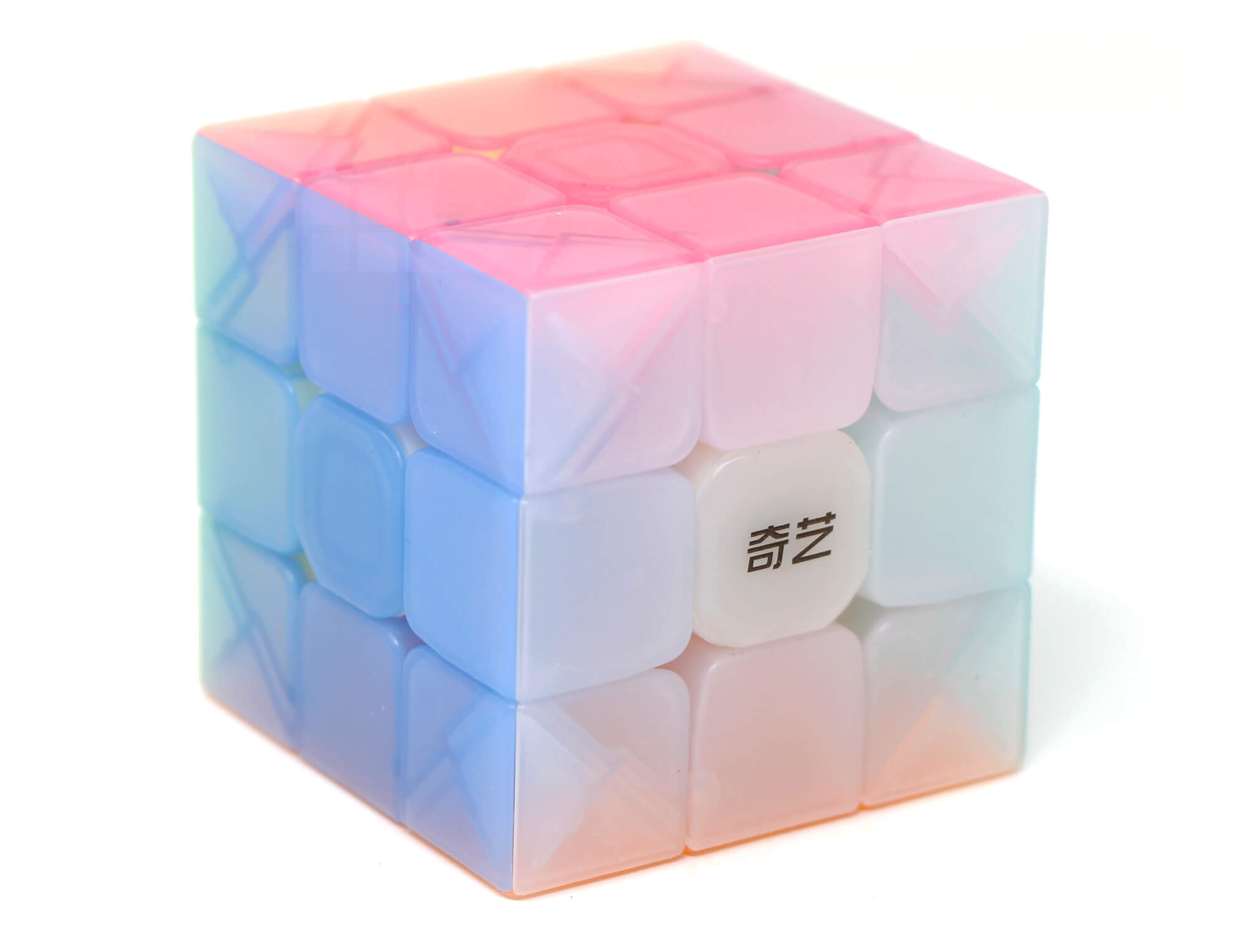Detalhe das peças stickerless jelly do Cubo Mágico QiYi Warrior sobre fundo claro