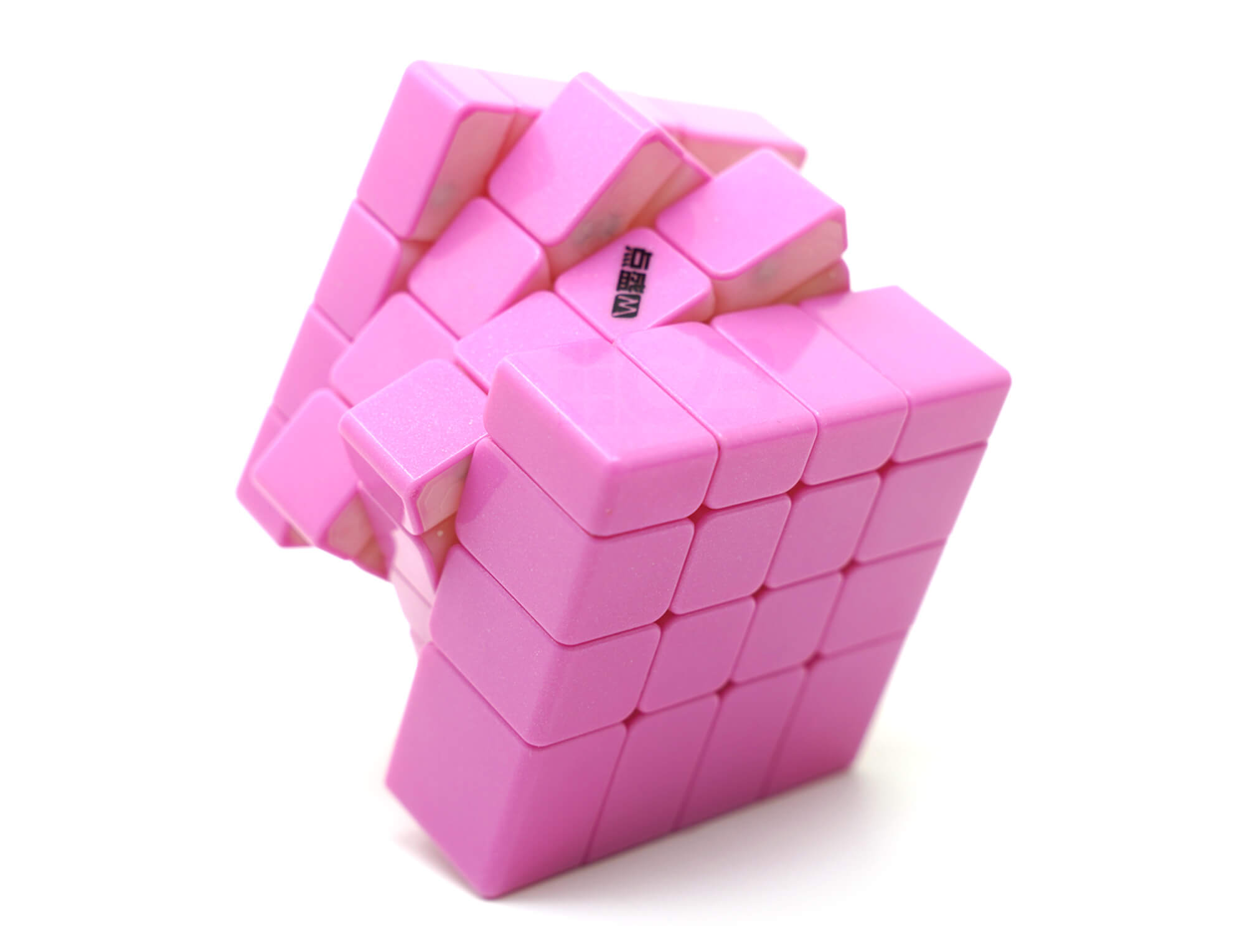 Mirror Blocks 4x4 Diansheng rosa — vista frontal do cubo embaralhado mostrando os blocos de tamanhos variados