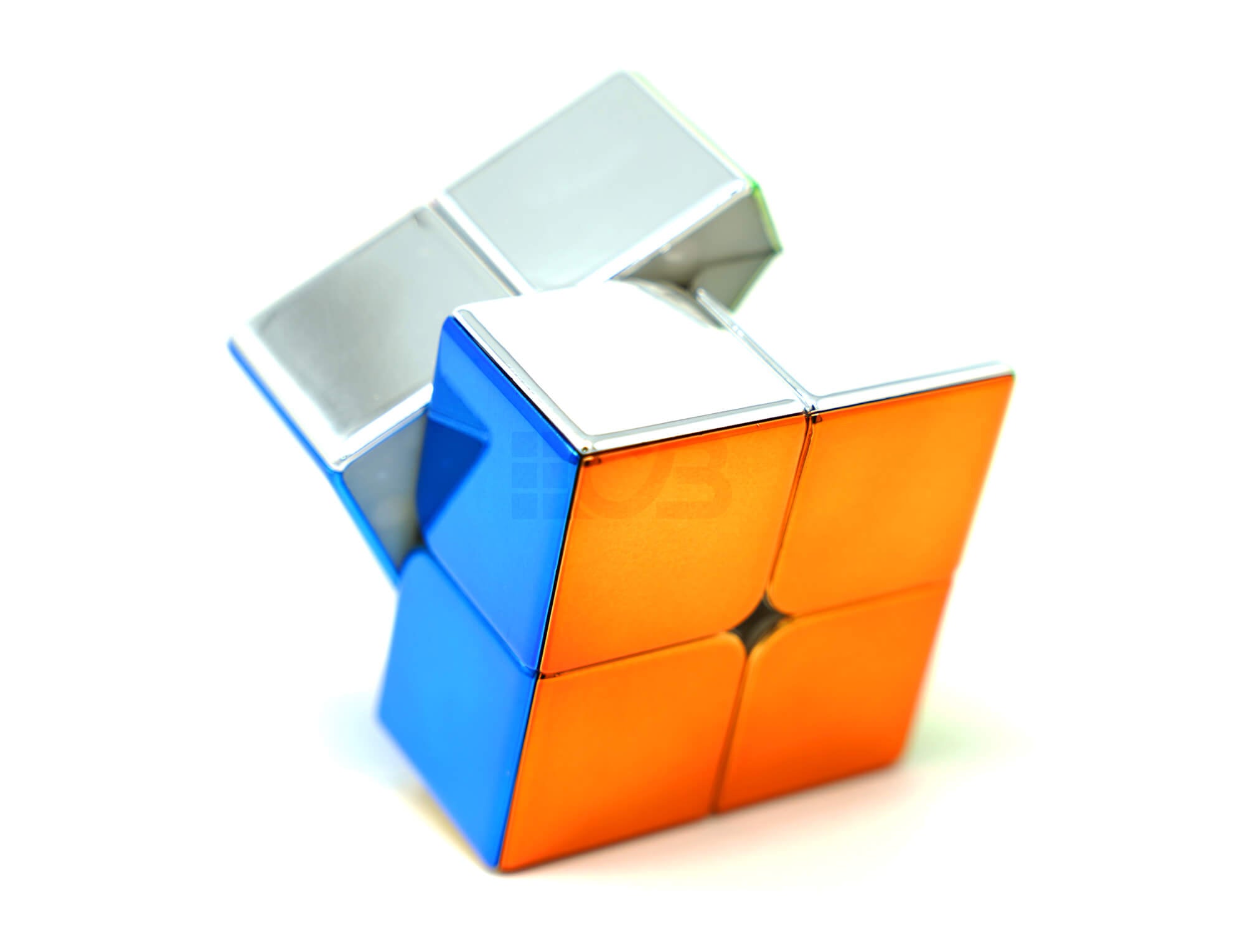 Cubo Mágico 2x2 Metálico Cyclone Boys — posição embaralhada destacando as cores metálicas