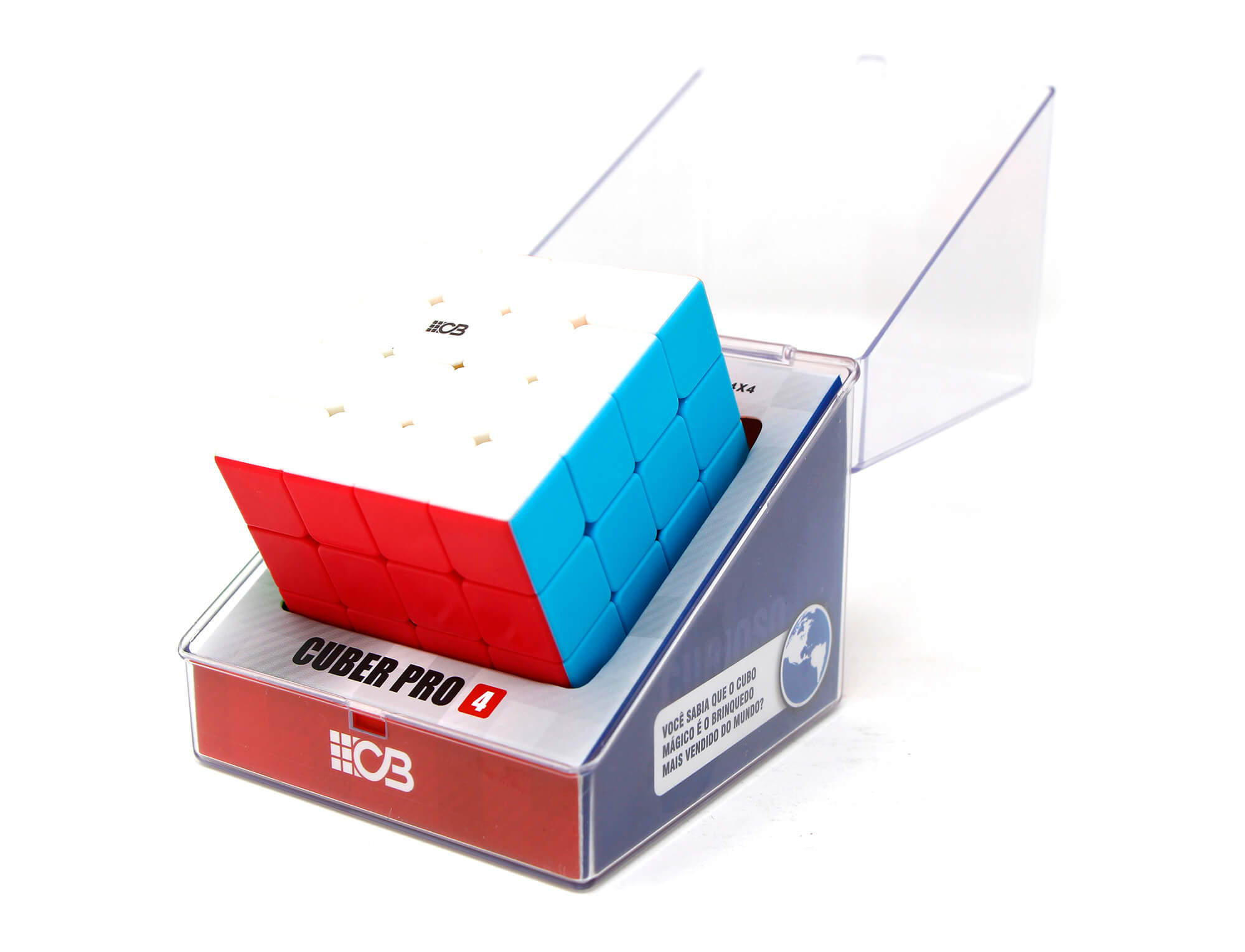 Cubo Mágico 4x4 Cuber Pro sendo segurado por uma mão mostrando o tamanho real