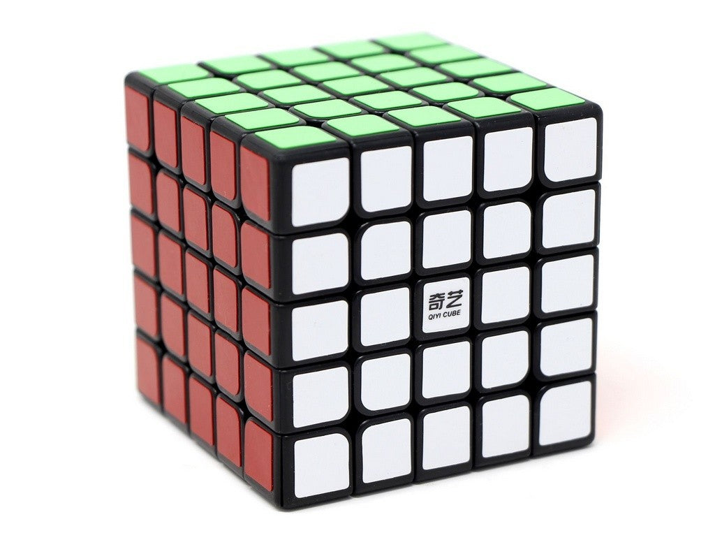 QiYi QiZheng 5x5 stickerless — detalhe das peças coloridas sem adesivos
