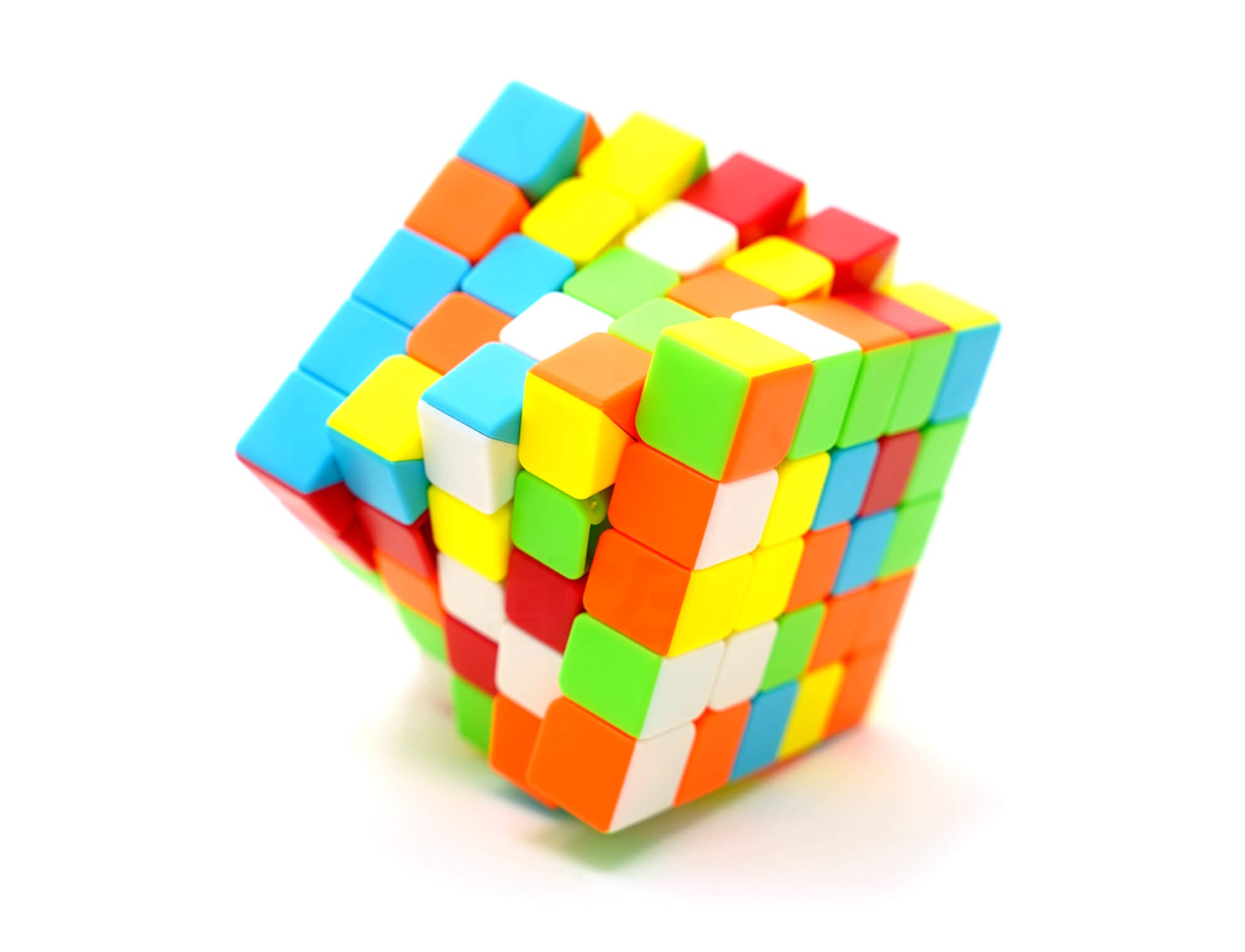 Cubo Mágico 5x5 Fanxin stickerless em posição frontal mostrando as seis faces coloridas