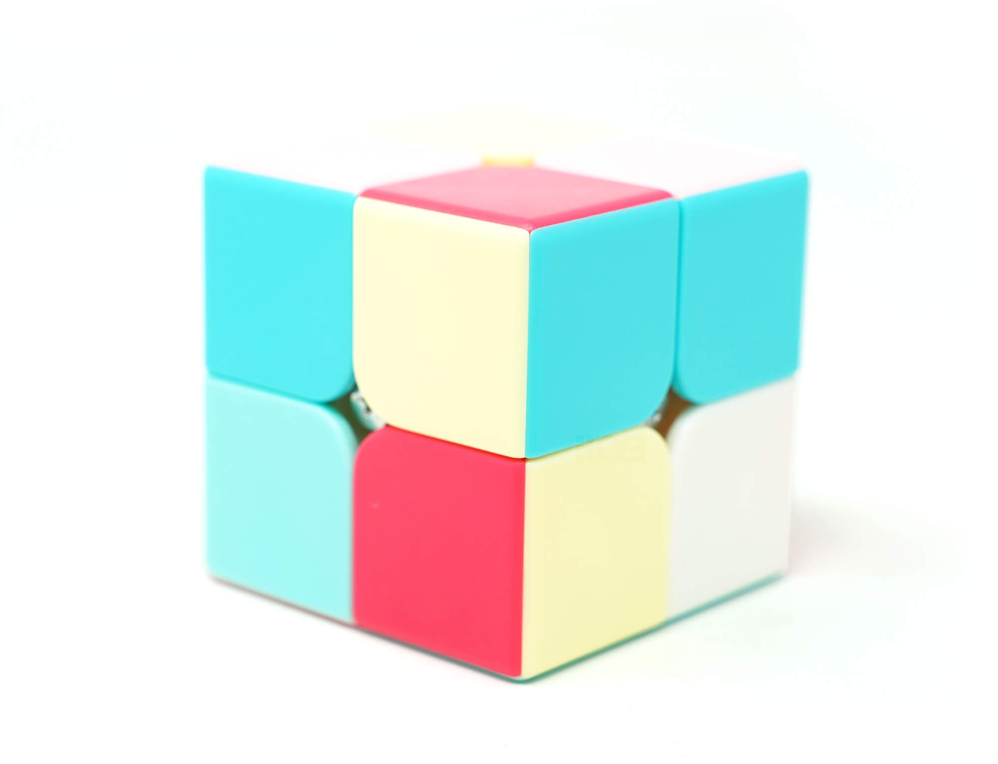 Cubo Mágico 2x2 QiDi Pastel QiYi — vista traseira mostrando o acabamento stickerless