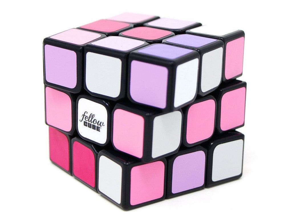 Cubo Mágico 3x3 Fellow Cube Beauty em tons de rosa e branco, vista frontal