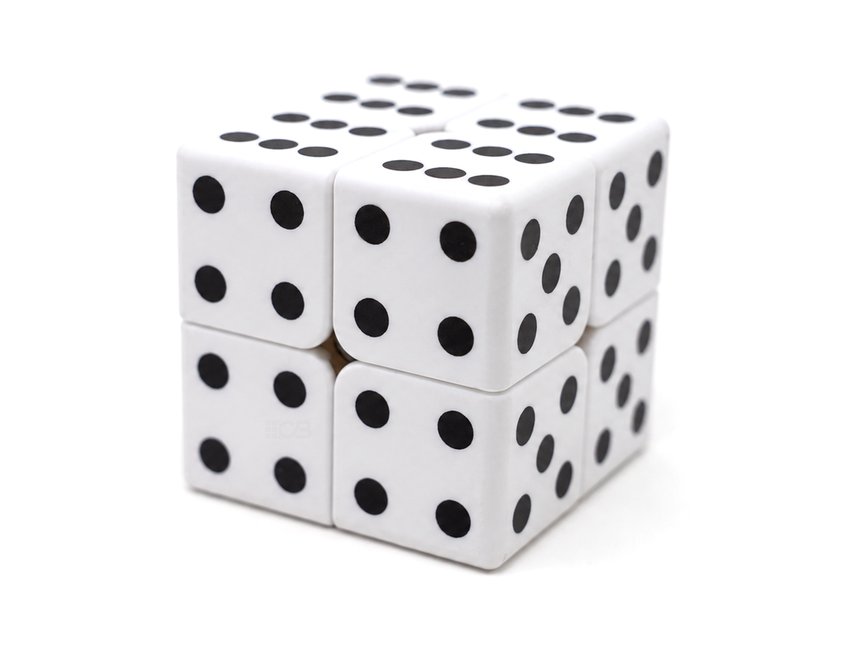 Cubo mágico 2x2 Dado Vinci Cube branco montado, com pontos pretos nas faces