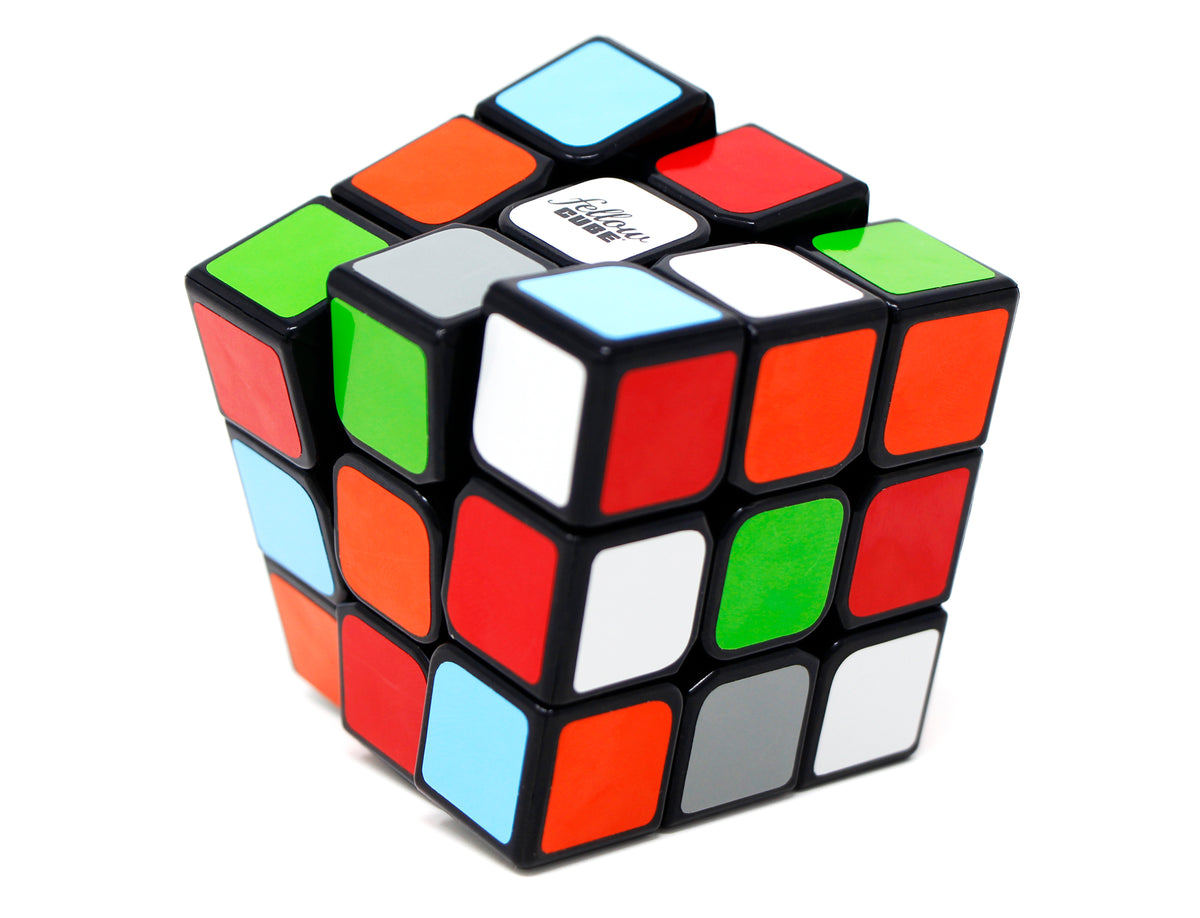 Fellow Cube 70S 3x3 adesivado com cores inspiradas nos anos 70 — cubo girado