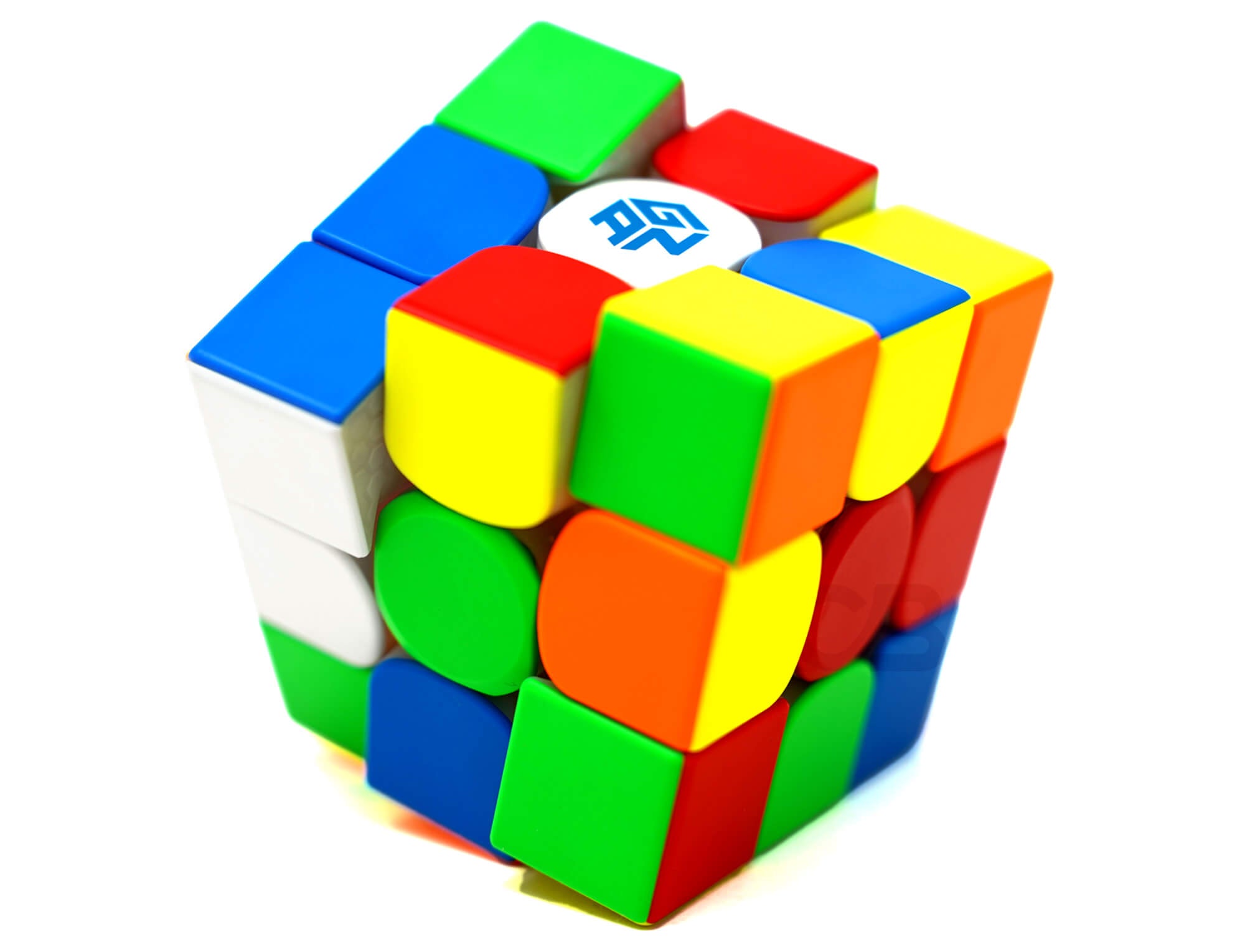 Cubo Mágico 3x3 GAN 356 RS 2 stickerless em vista frontal mostrando as faces coloridas
