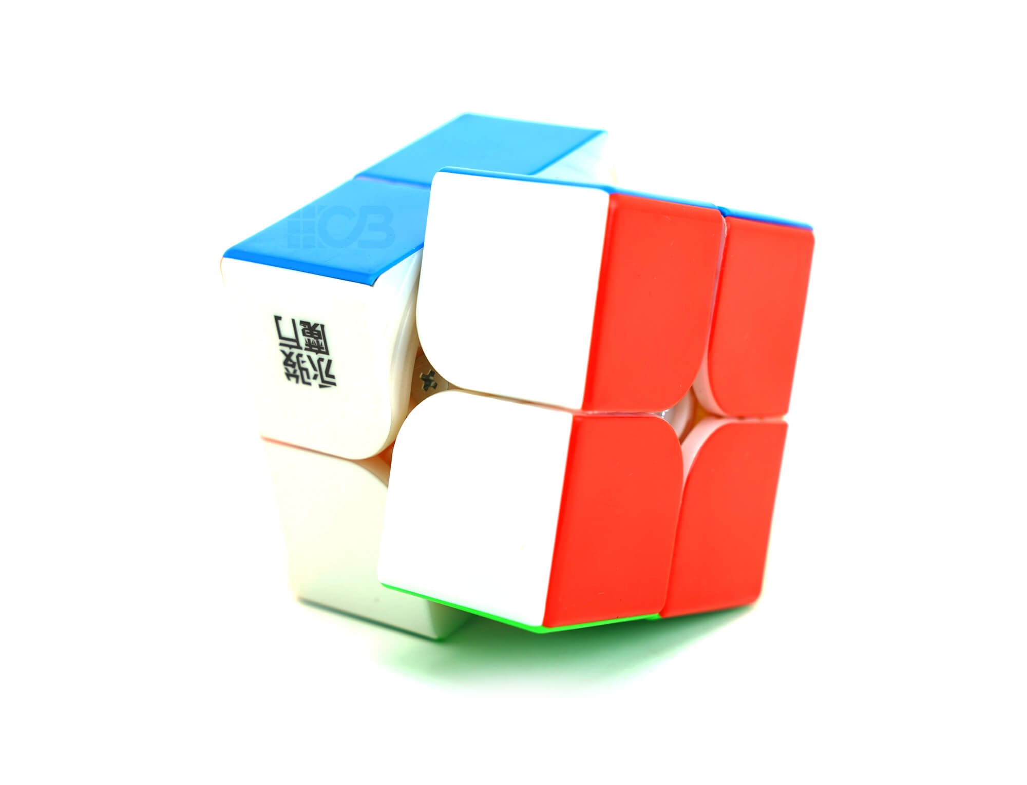 Detalhe das camadas do Cubo Mágico 2x2 YJ YuPo V2 Magnético em movimento