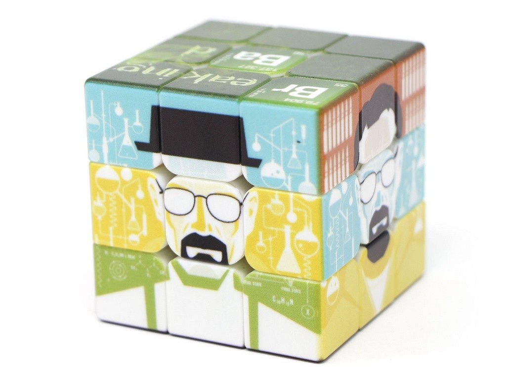 Cubo Mágico Breaking Bad Vinci Cube em ângulo lateral mostrando todas as faces personalizadas