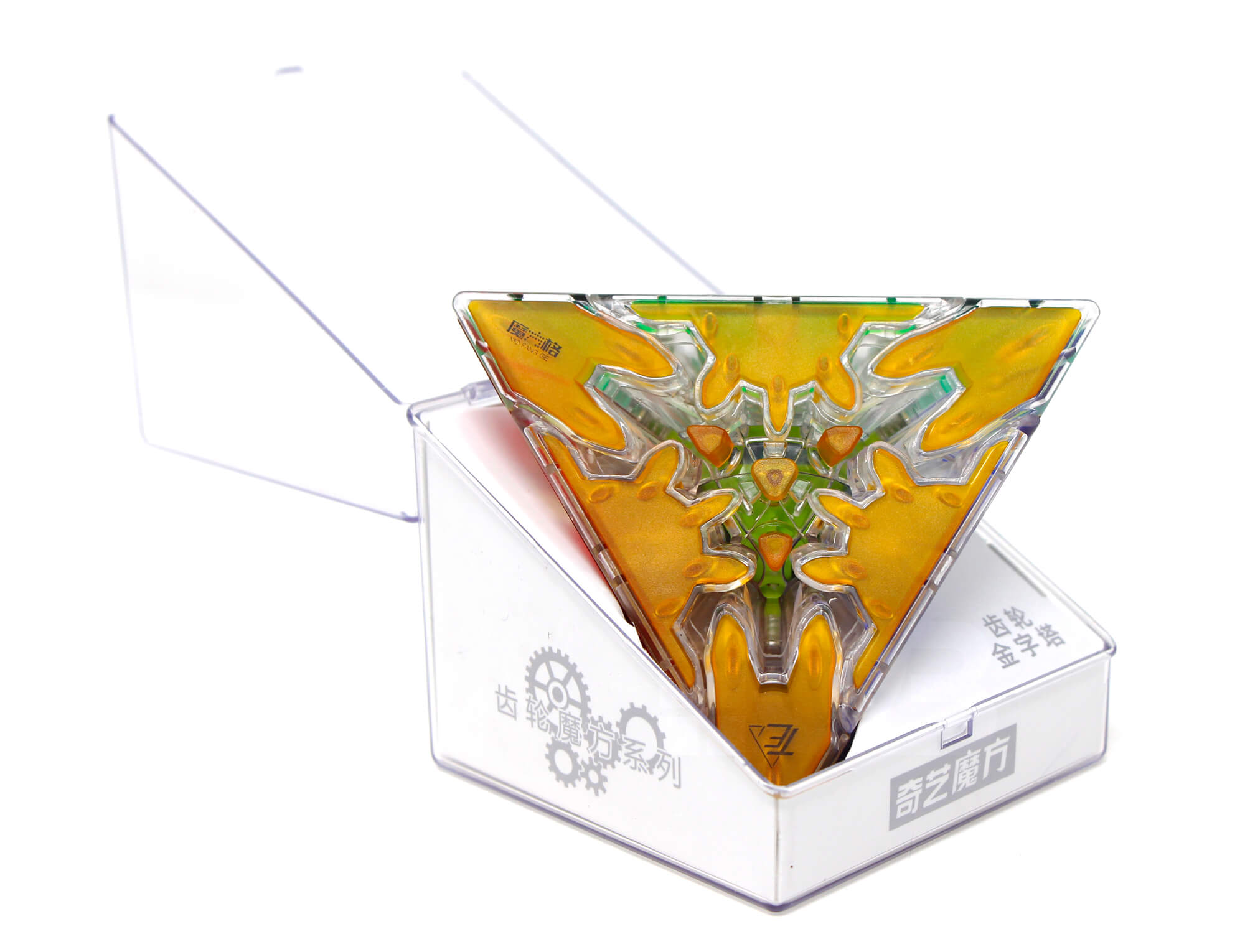 Pyraminx Gear Transparente QiYi — ângulo lateral destacando o mecanismo de engrenagens