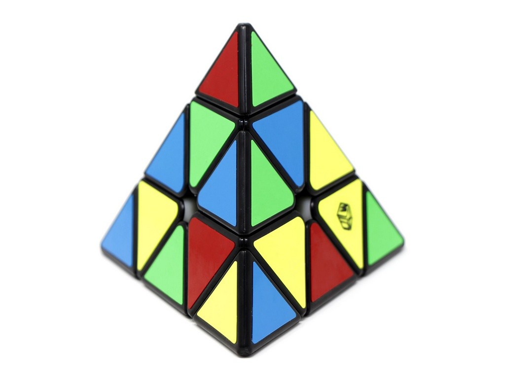Pyraminx X-Man Bell QiYi — detalhe do mecanismo e estrutura interna magnética