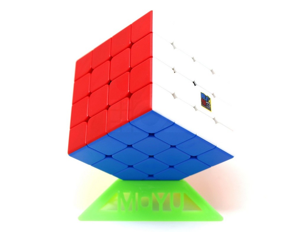 Cubo Mágico 4x4 MoYu Meilong Magnético desmontado ou em ângulo alternativo evidenciando o mecanismo interno