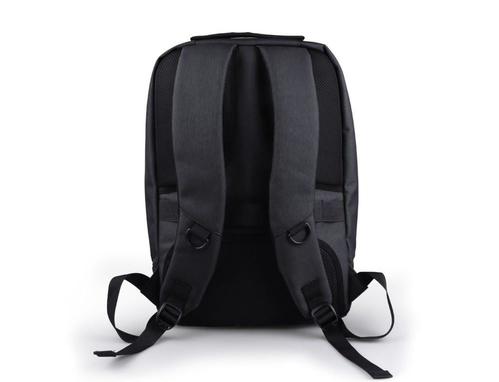 Mochila QiYi para cubo mágico — vista frontal mostrando o design e compartimentos