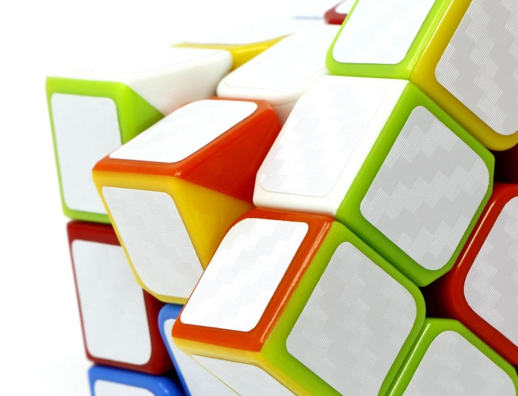 Detalhe do mecanismo interno do Fellow Cube Carbon W com sistema de corta-quinas