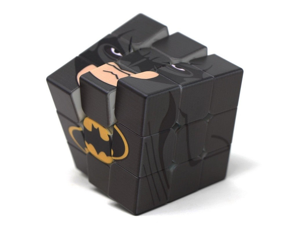 Cubo Mágico 3x3 Personalizado Batman com impressão UV nas faces — vista frontal mostrando o logo do Batman
