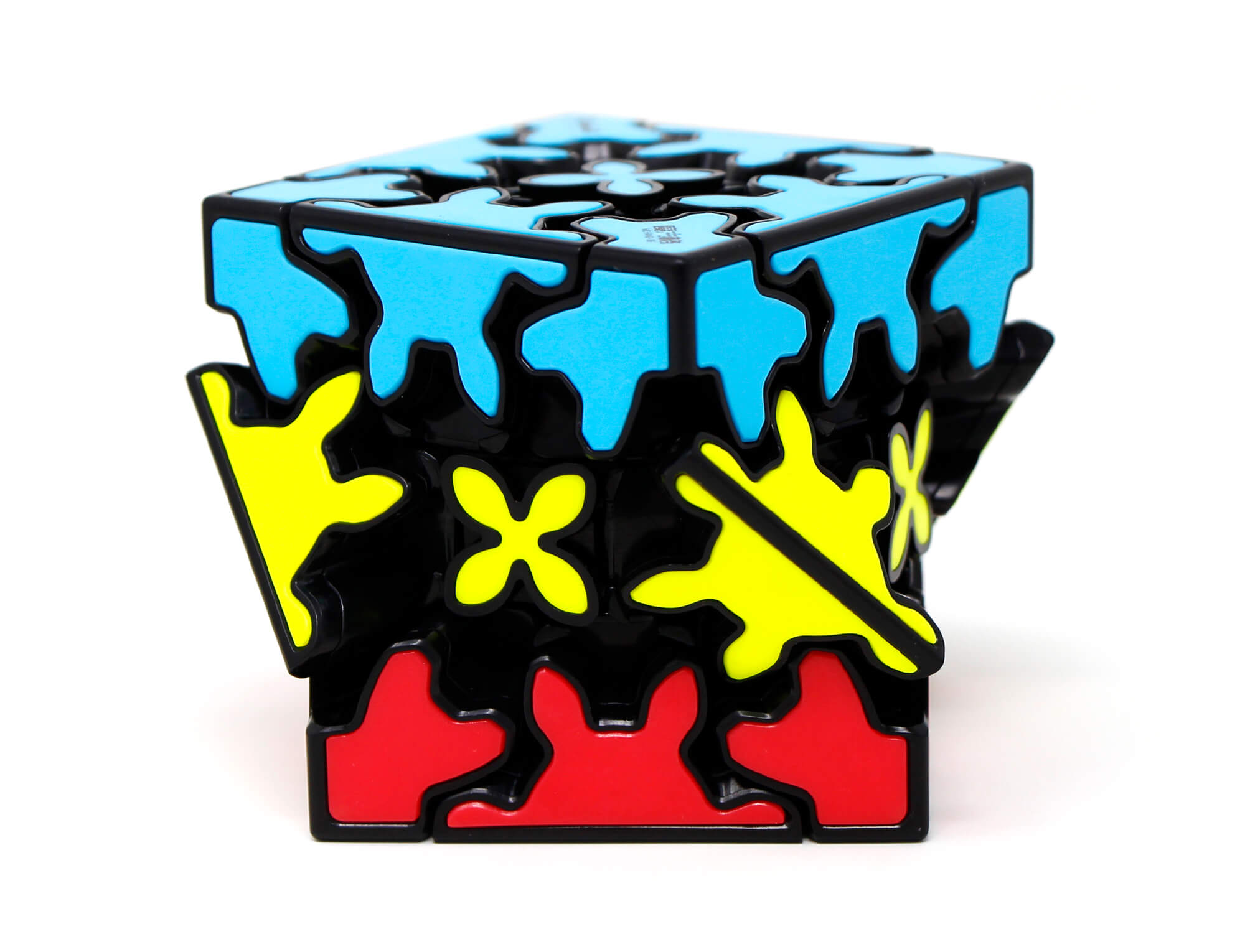 Gear Cube Kids QiYi resolvido, vista de cima com todas as faces coloridas